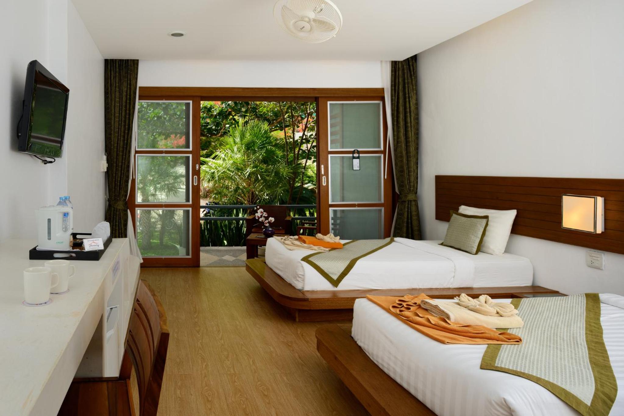 Superior Double or Twin Room with Garden View - Photo 6