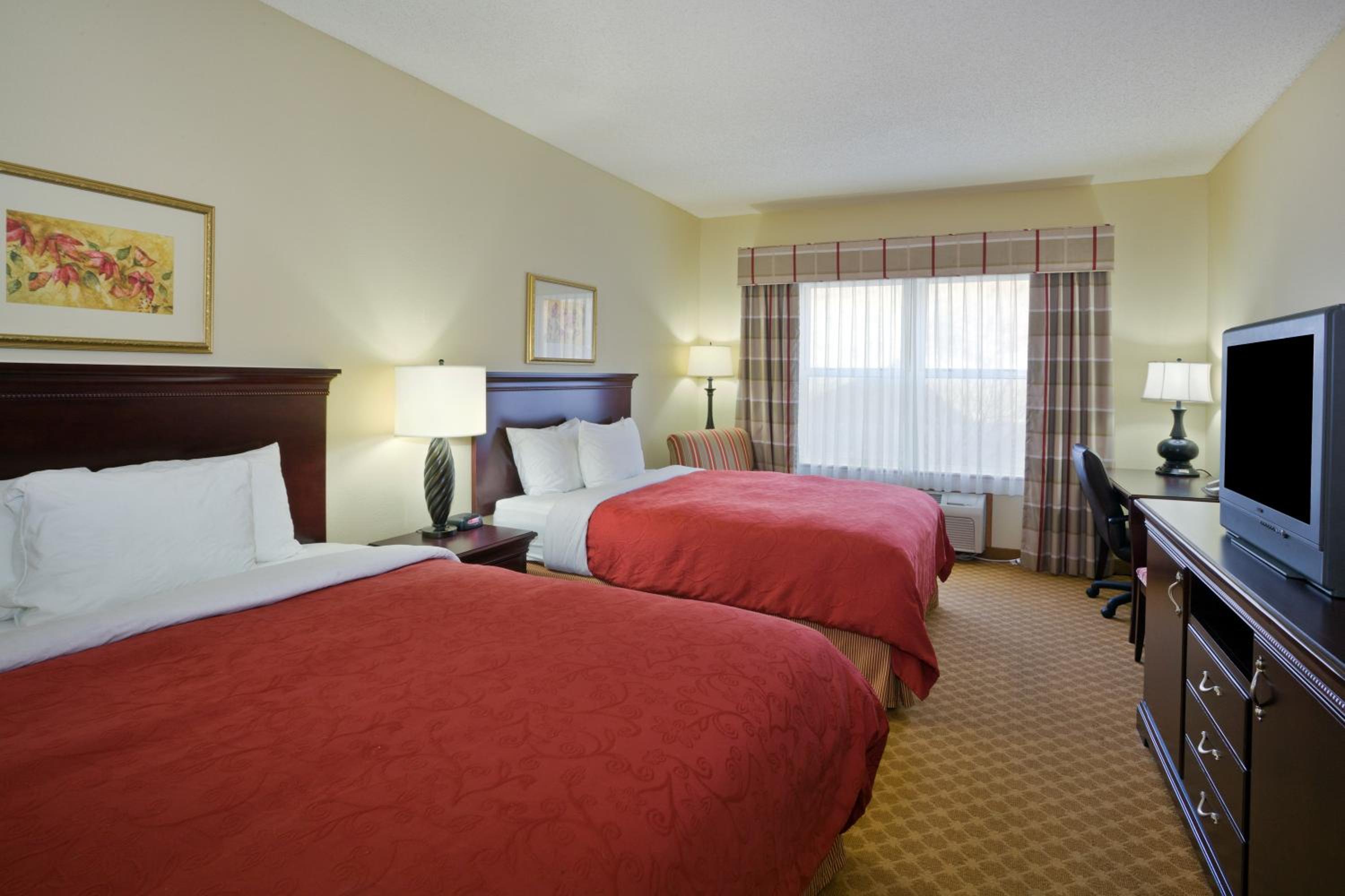 2 Queen Beds Non Smoking Room - Photo 6