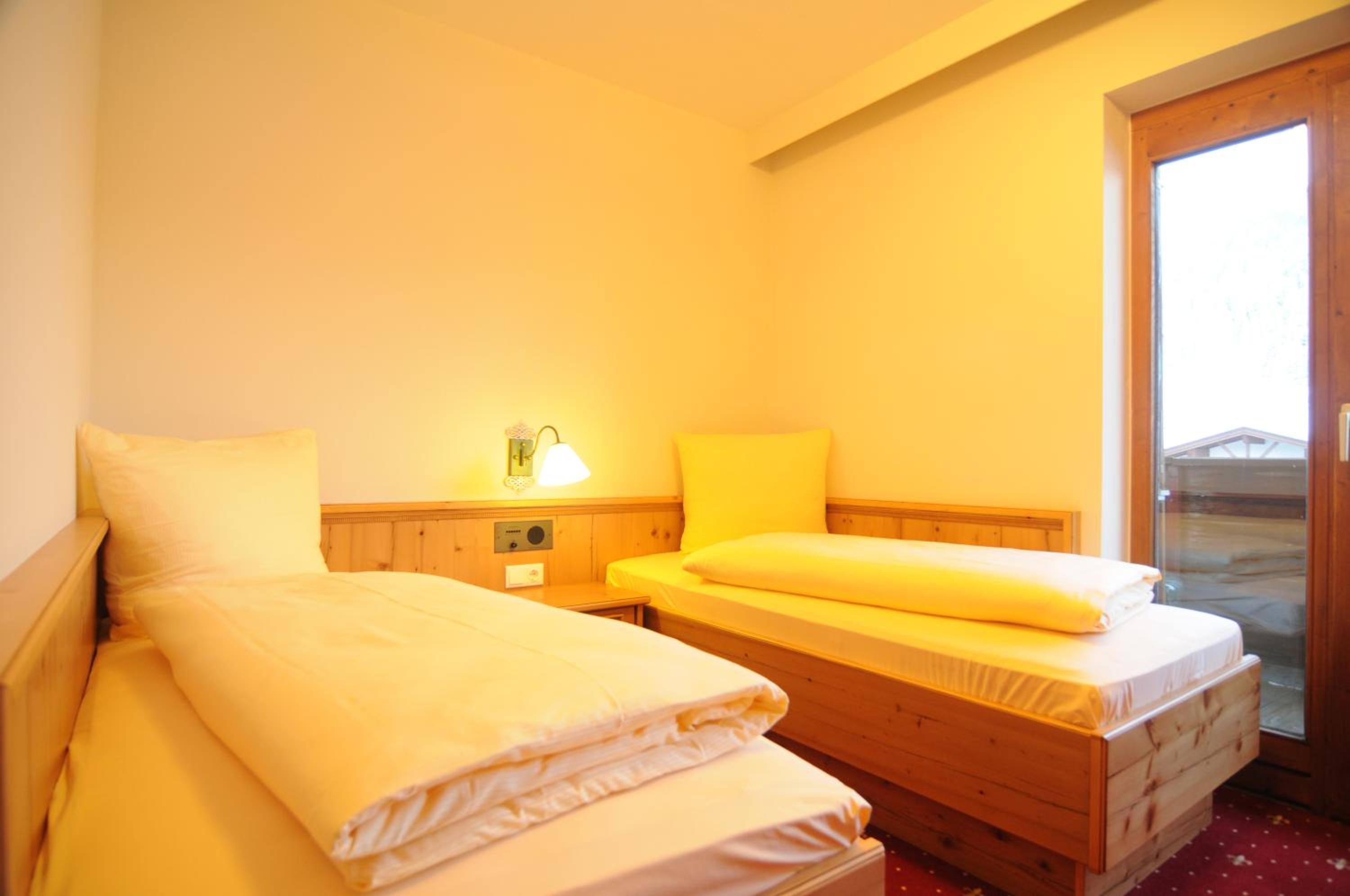 Twin Room photo 1
