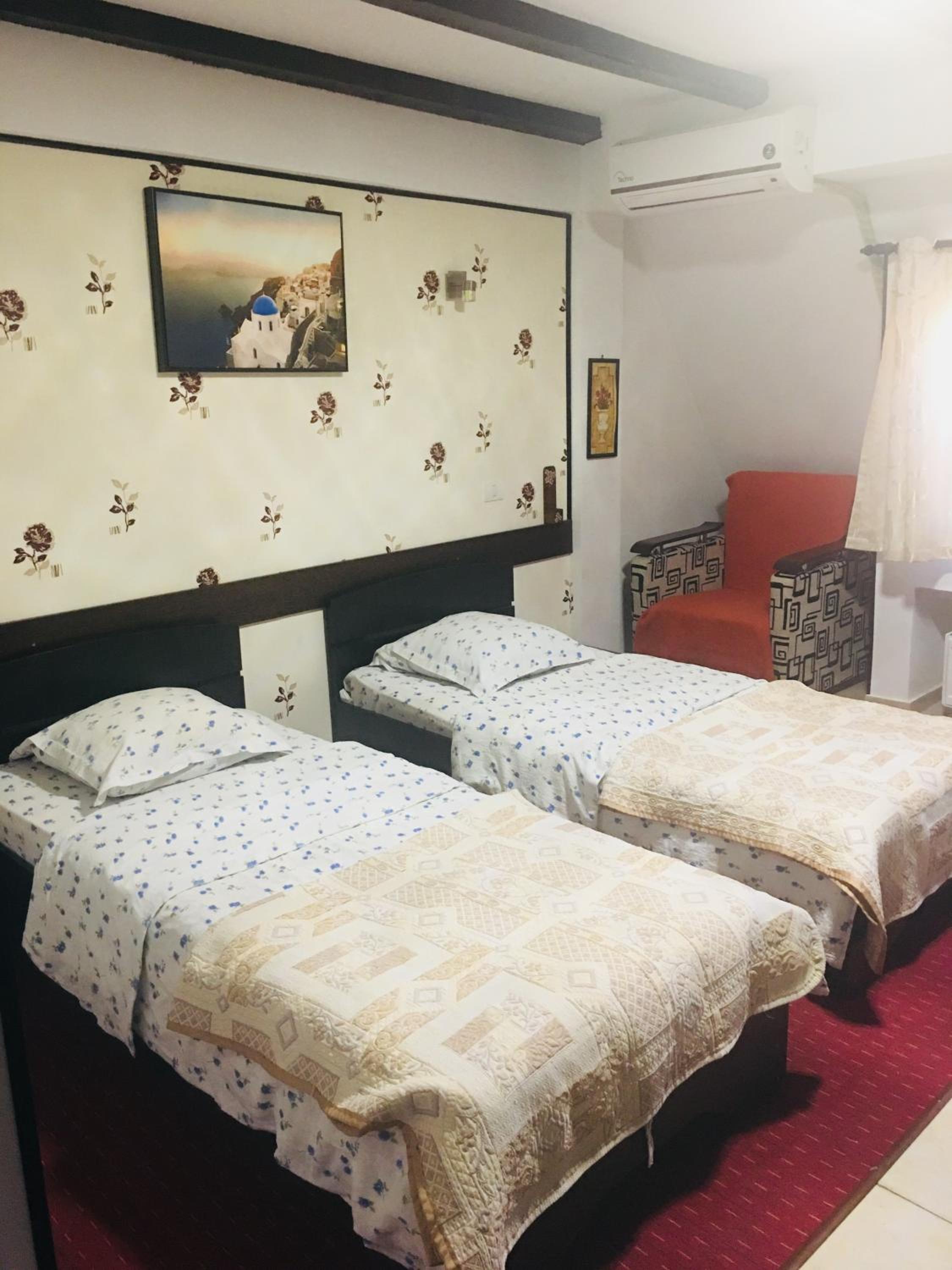 Standard Double/Twin Room - Photo 4