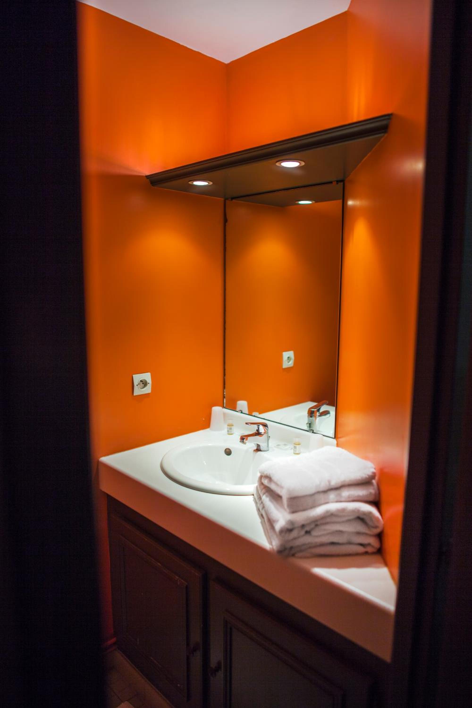 Superior Double Room - Photo 8
