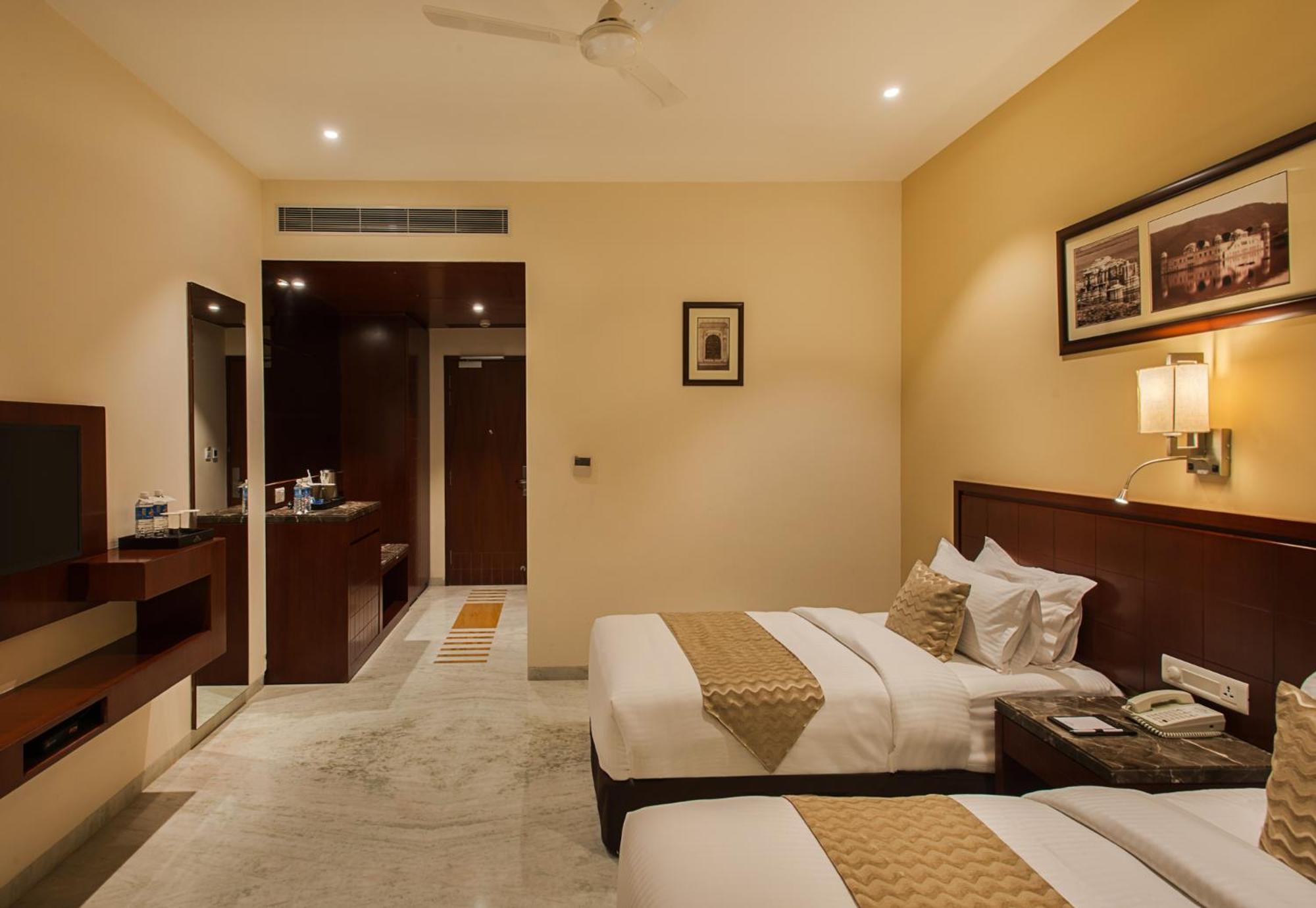Superior Twin Room - Photo 1