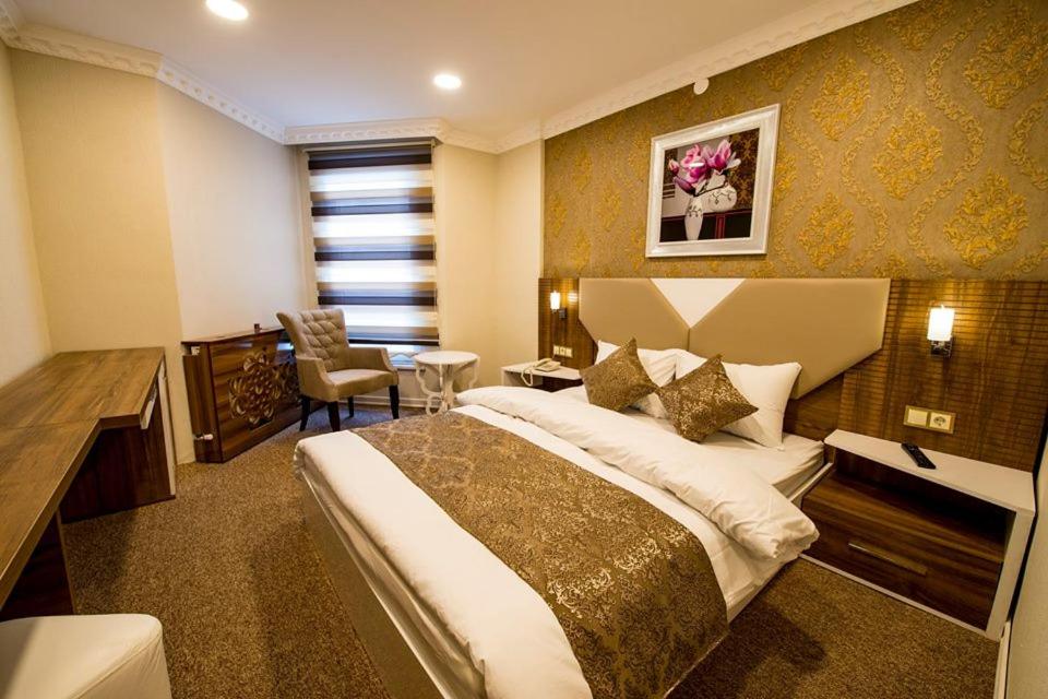 Deluxe Double Room photo 3