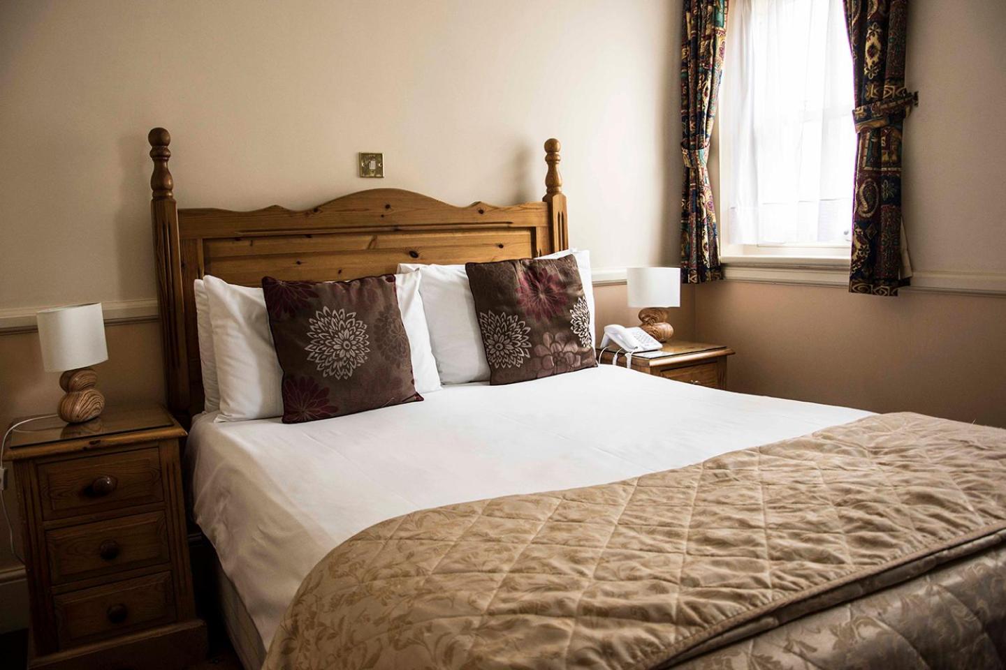 Double Room Ensuite - Photo 2