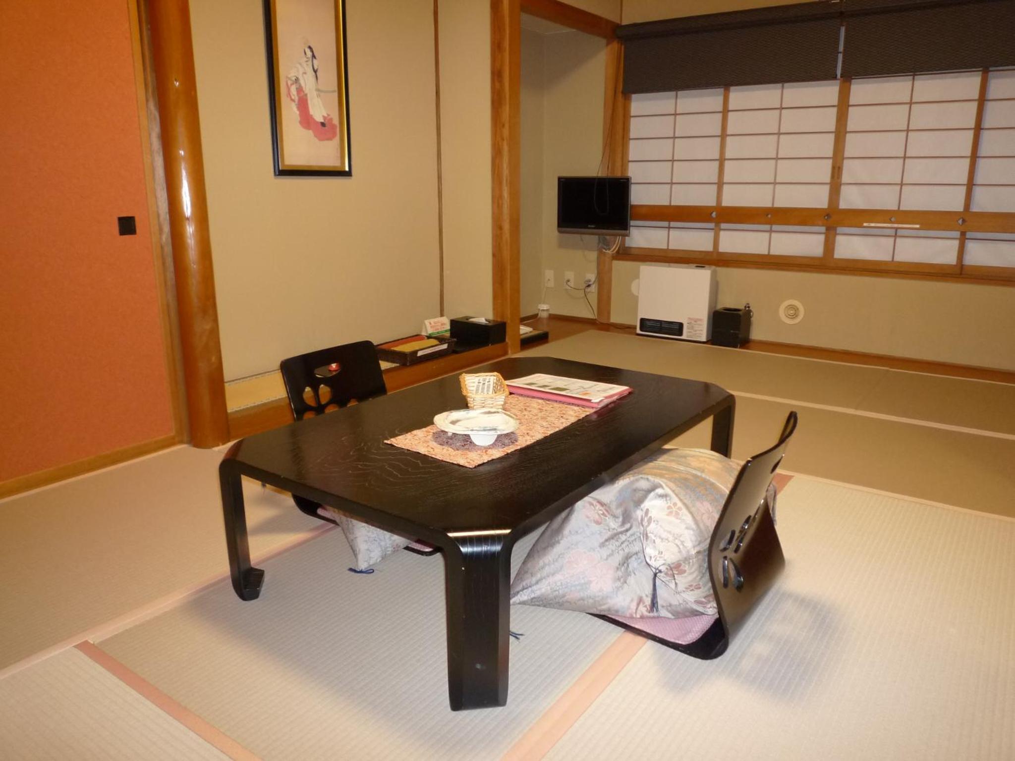 Japanese-Style Standard Room - Photo 1