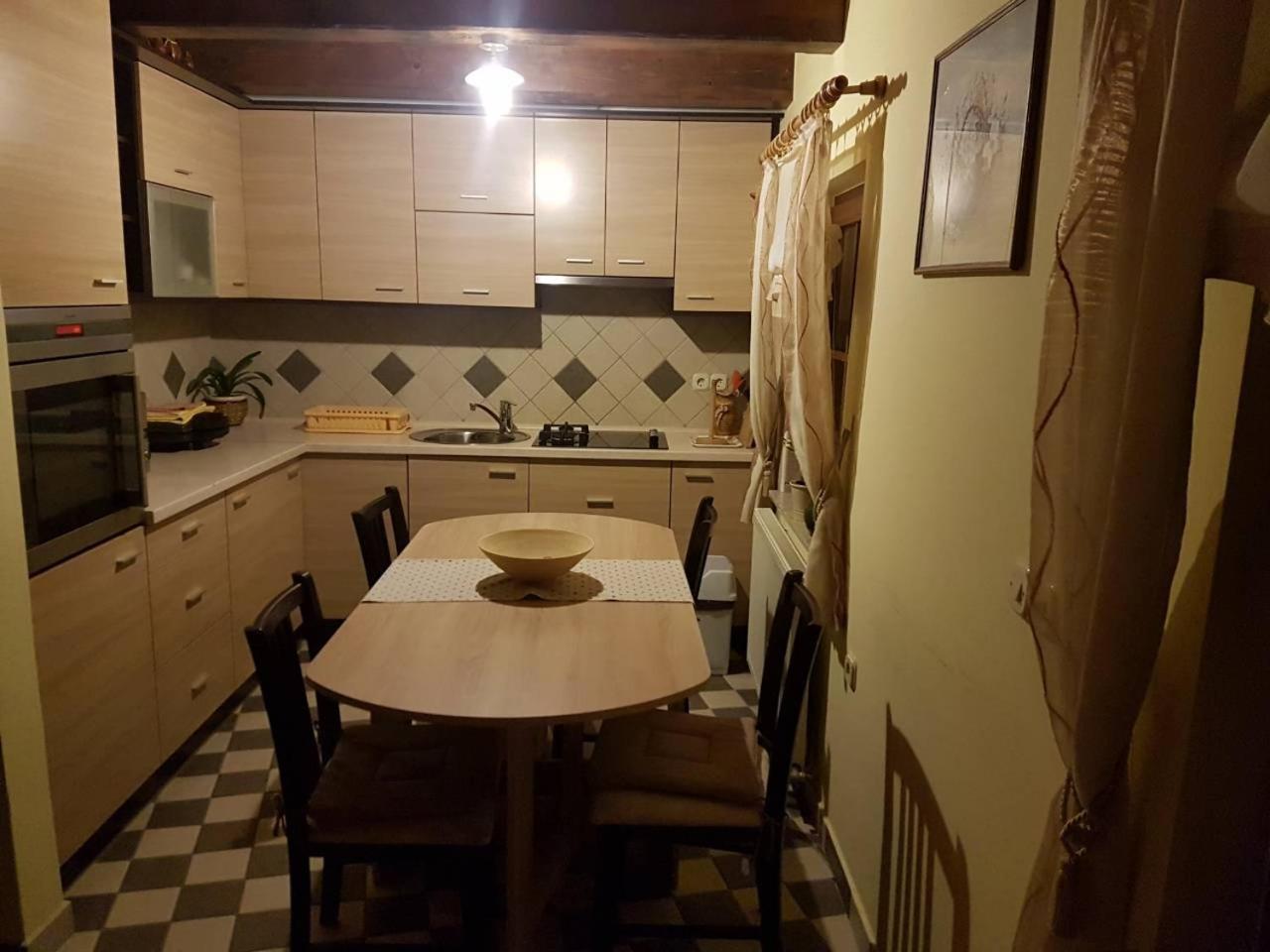Two-Bedroom House - Photo 41
