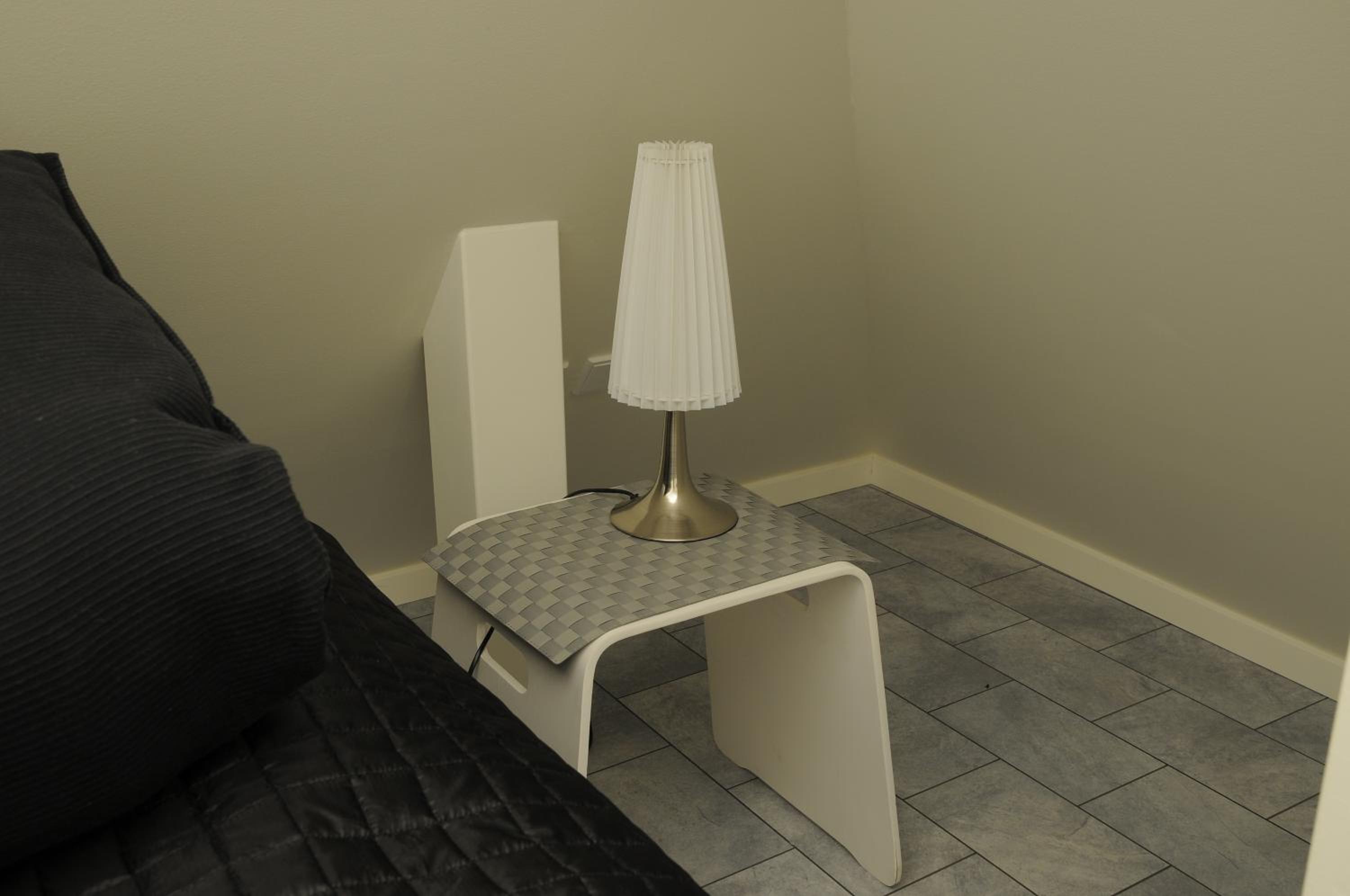 Single Room with Shared Bathroom photo 1