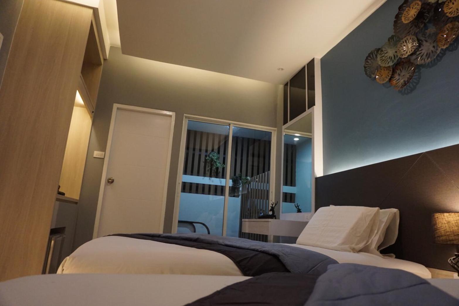 Twin Room with Terrace - Photo 3