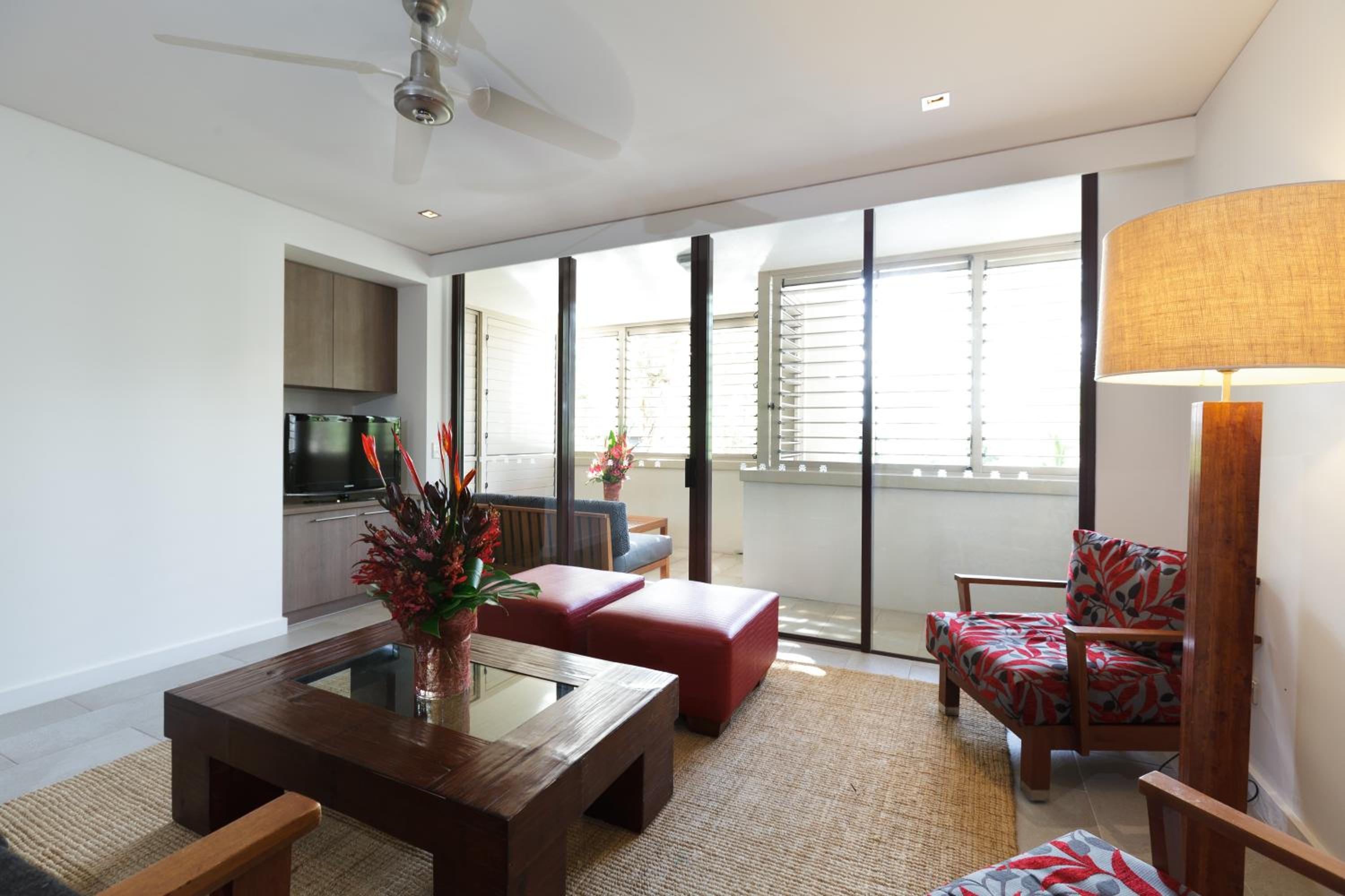 One-Bedroom Apartment - Photo 6