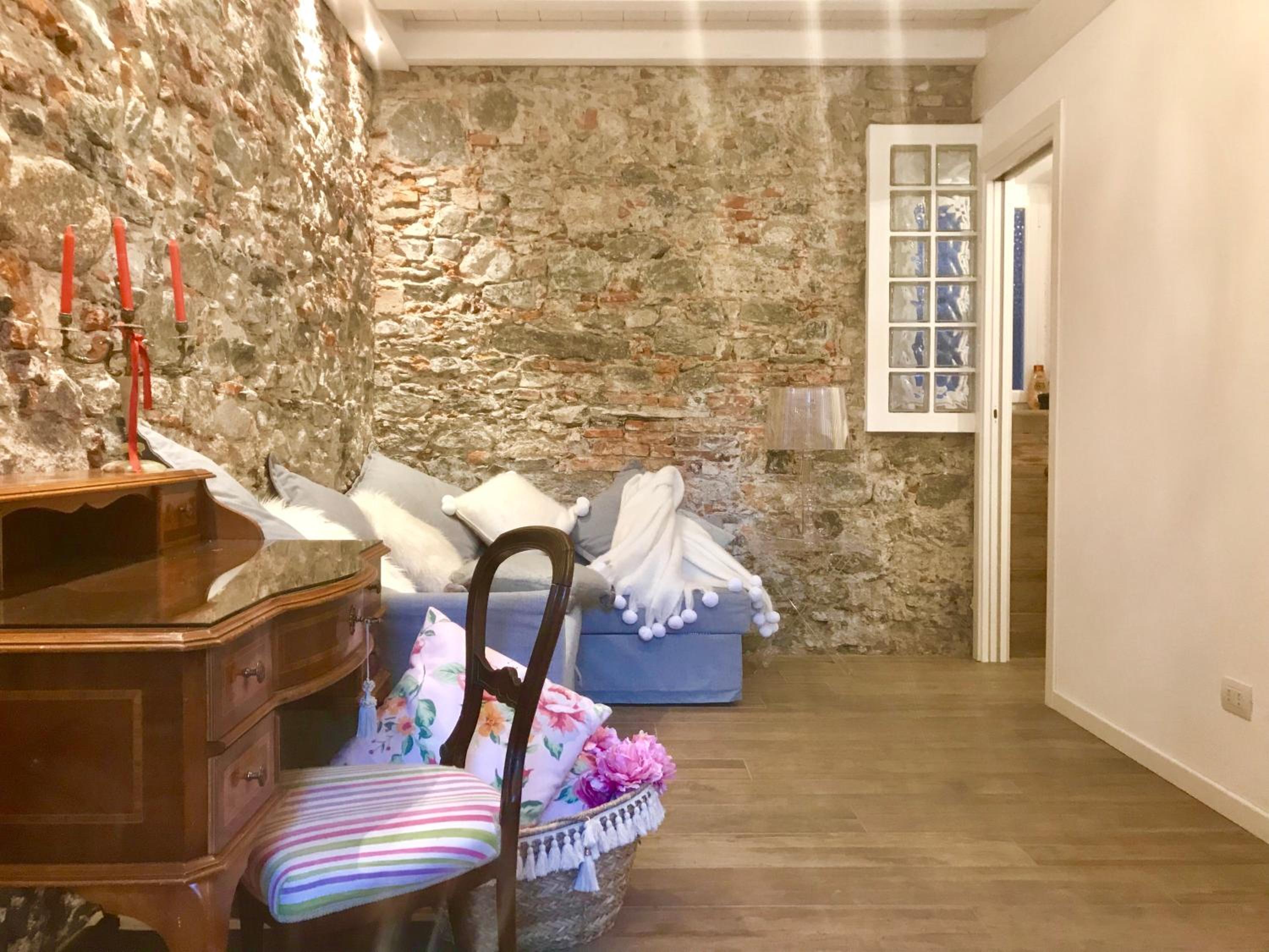 One-Bedroom Apartment with Garden