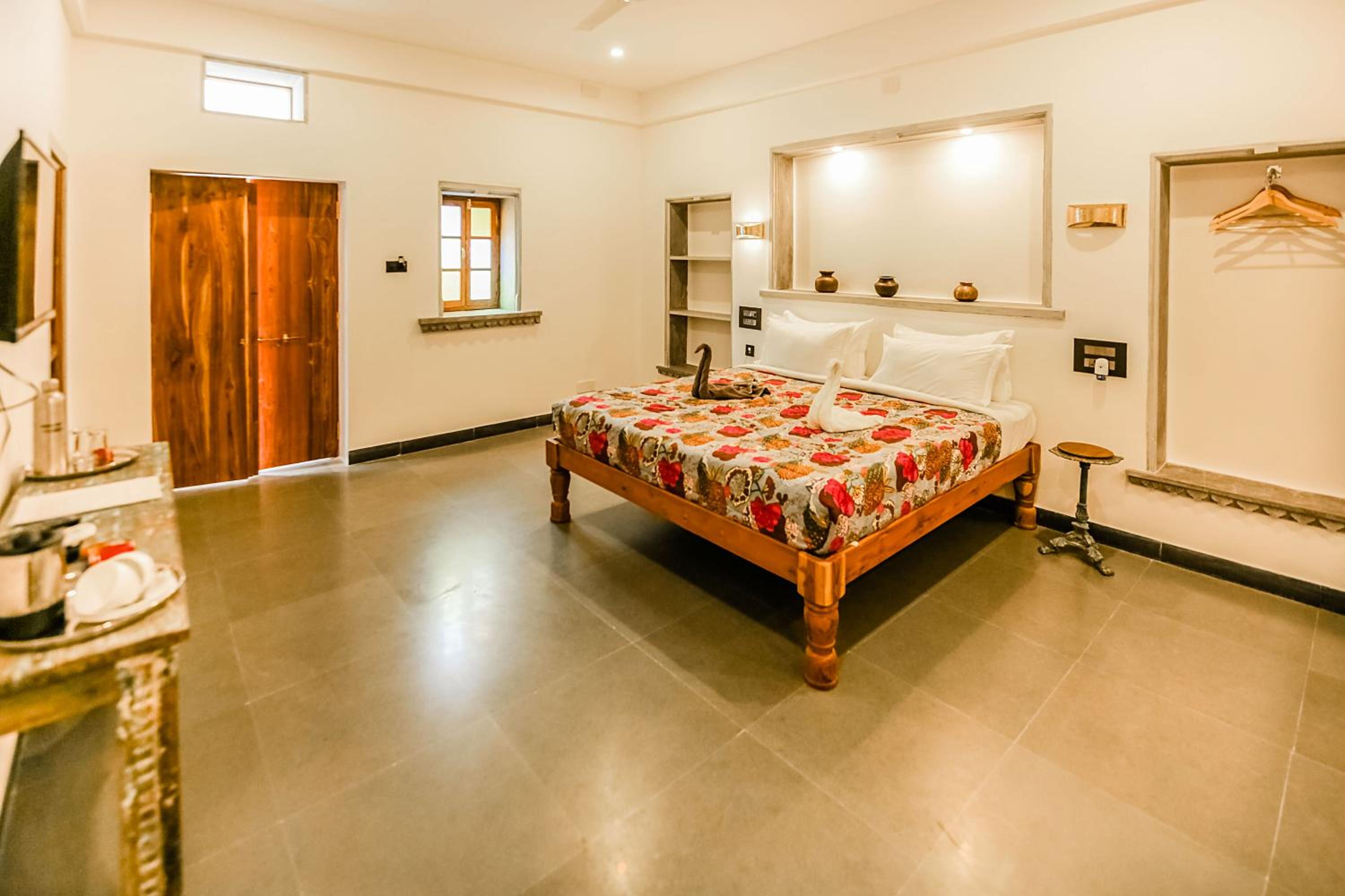 Deluxe King Room photo 3