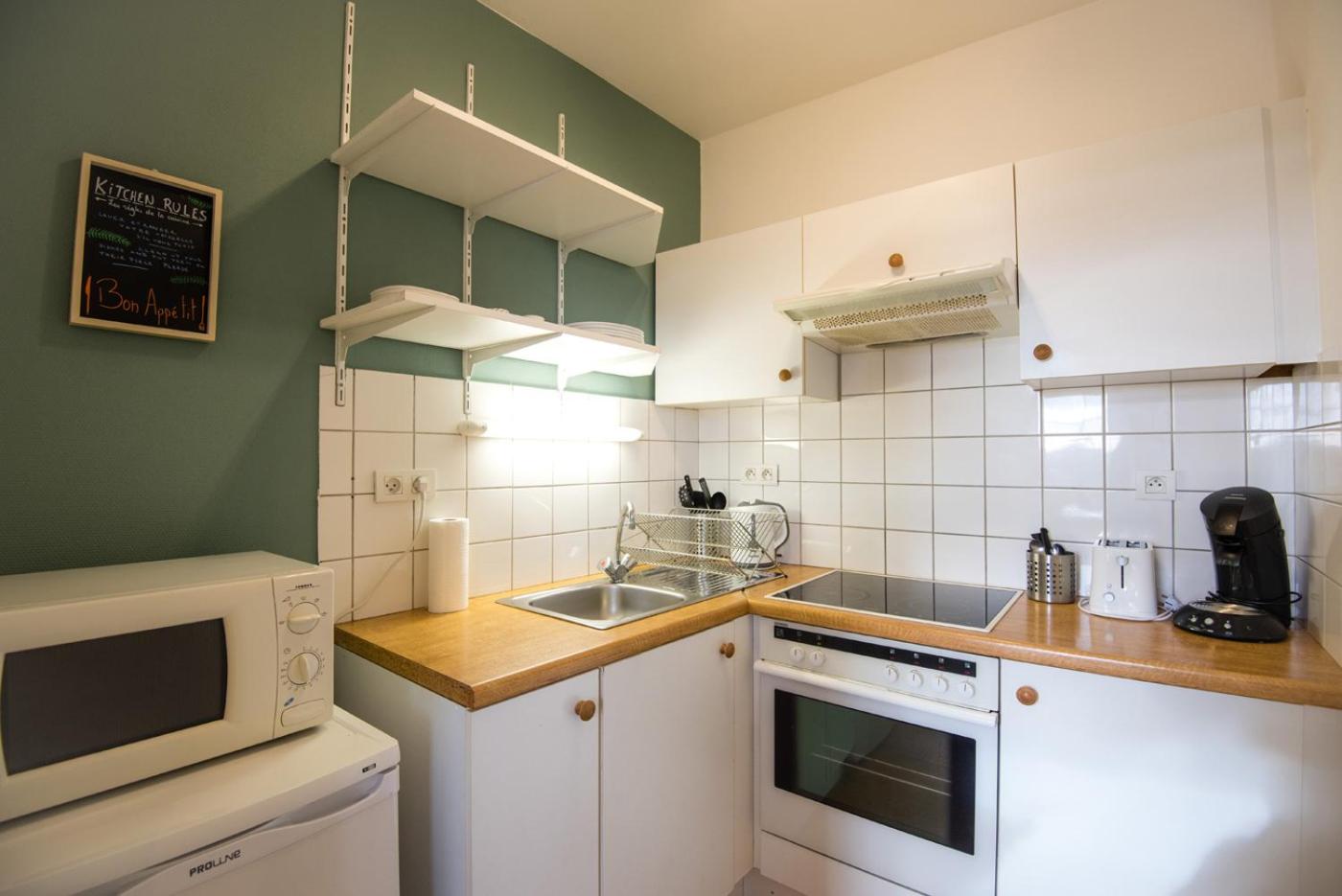 One-Bedroom Apartment