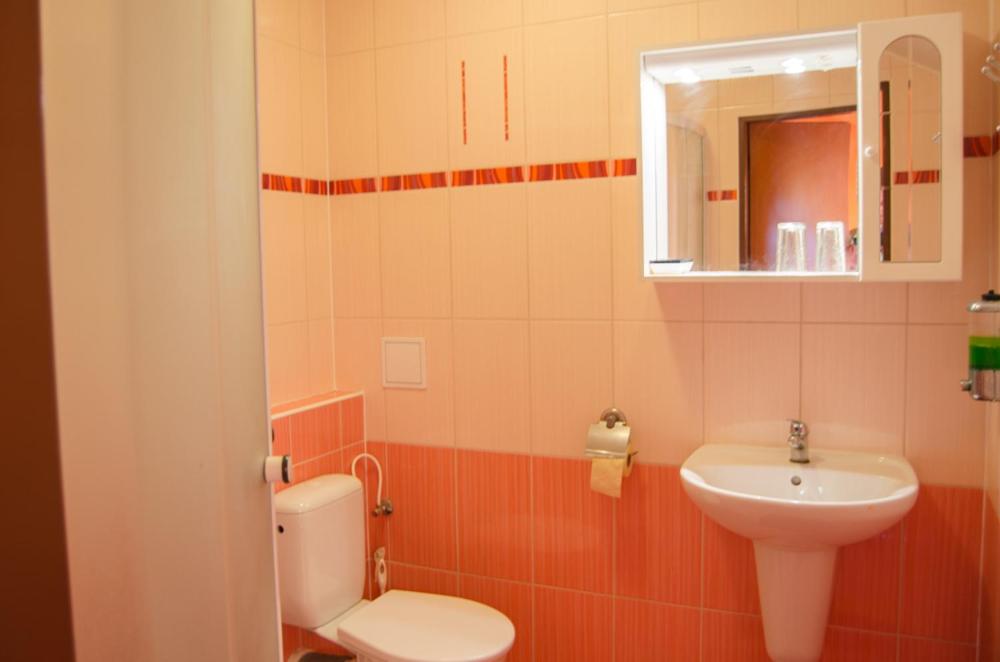 Standard Twin Room photo 2