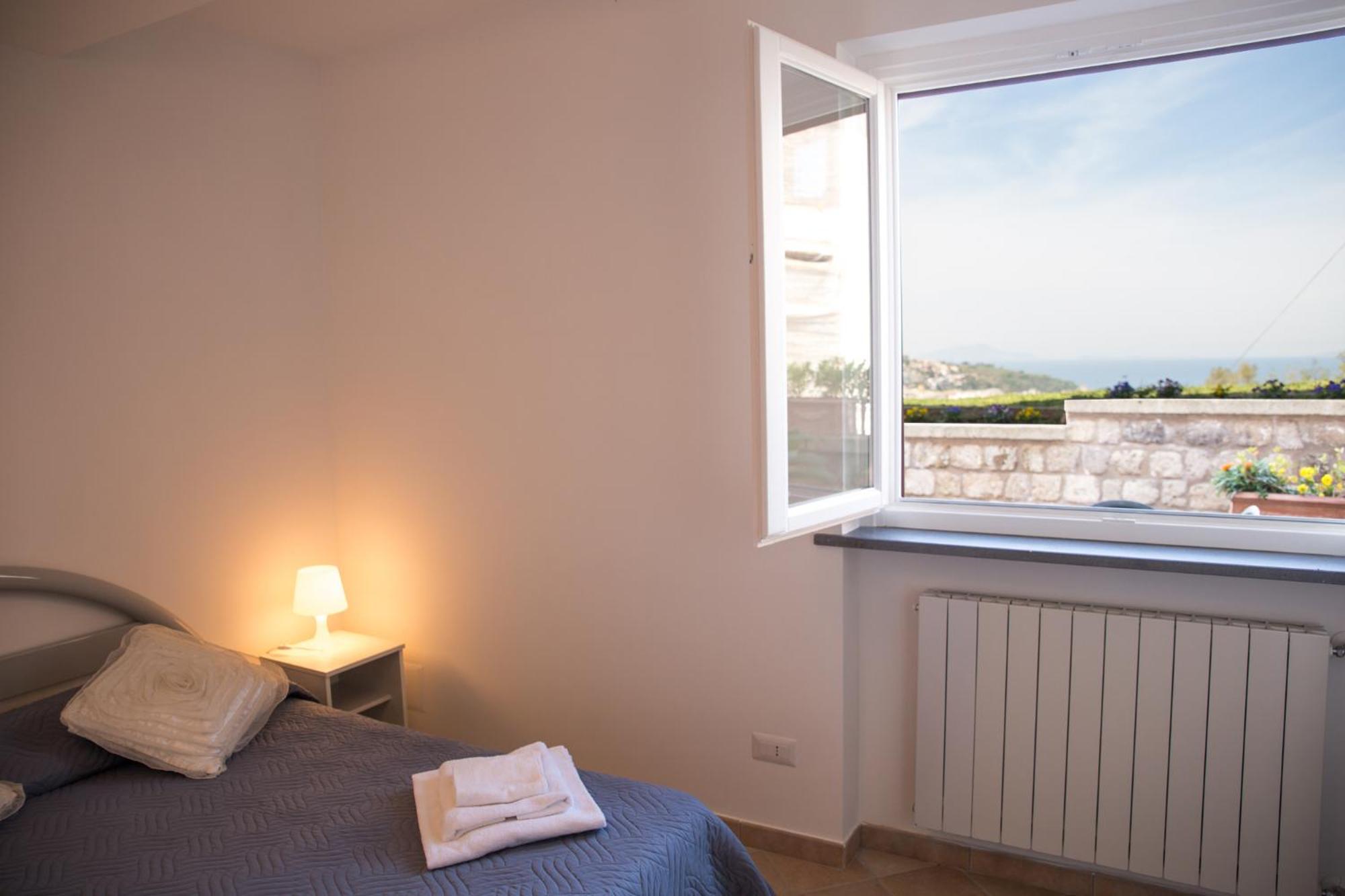 Deluxe Apartment with Sea View