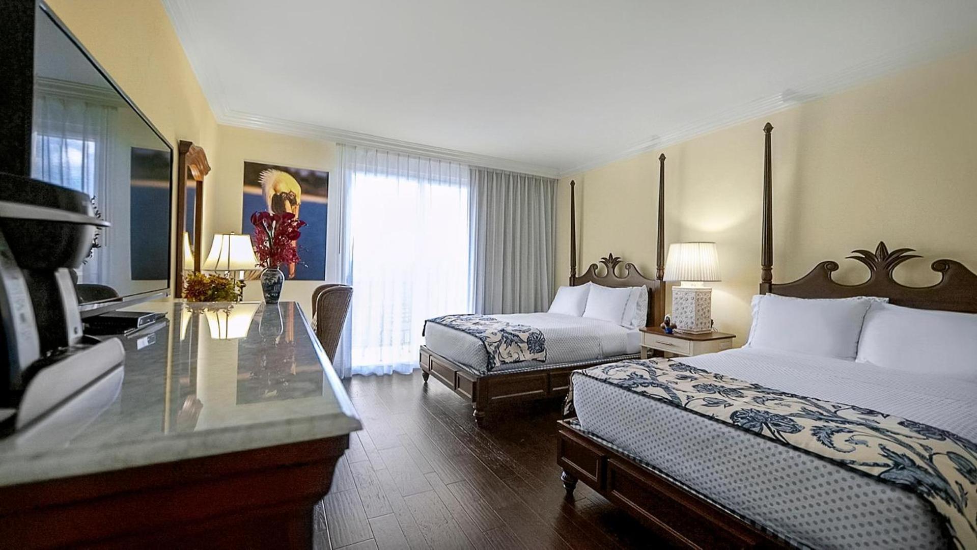 Double/ Double Room with City View - Photo 6