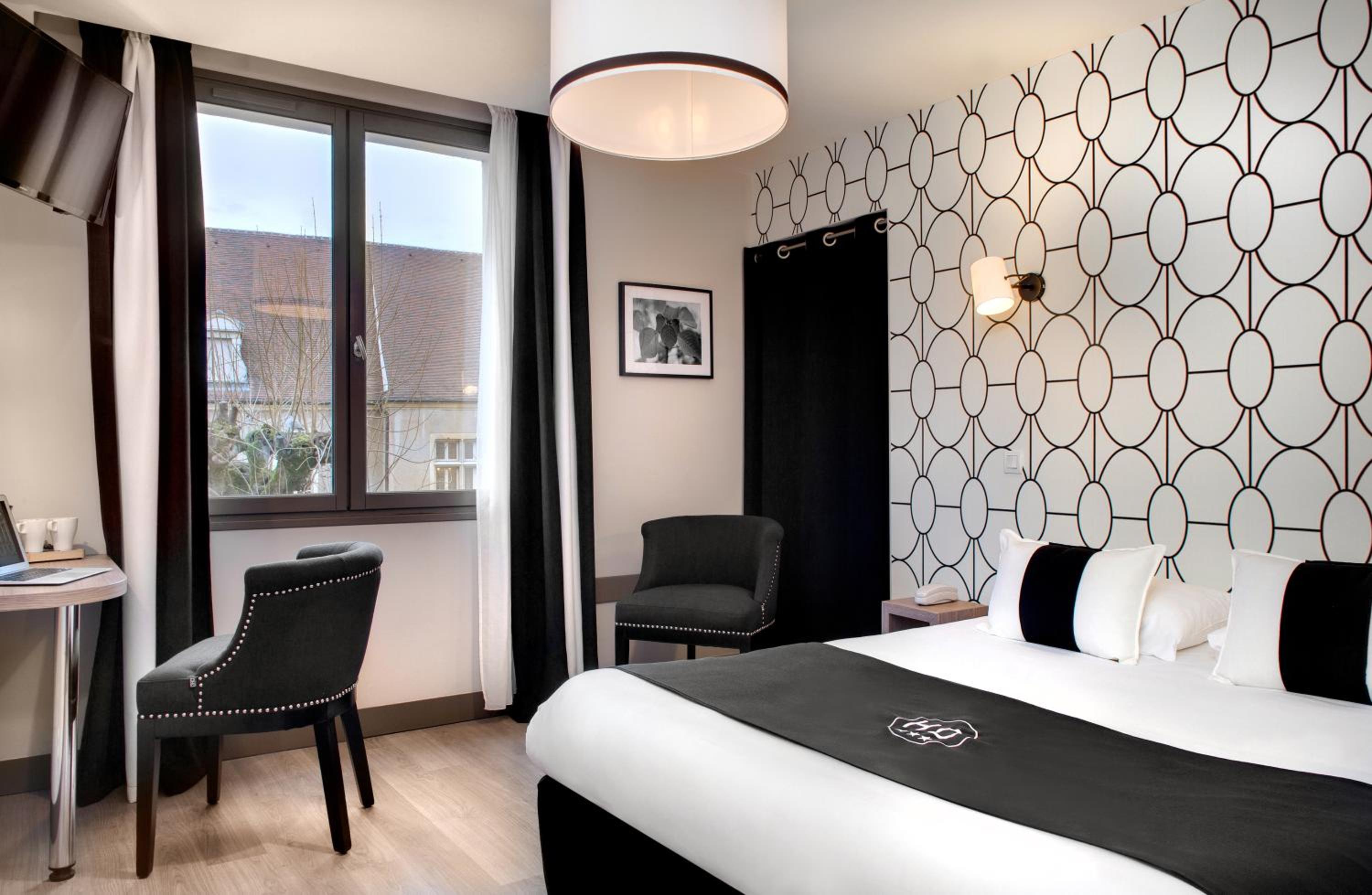 Double Room - Photo 5