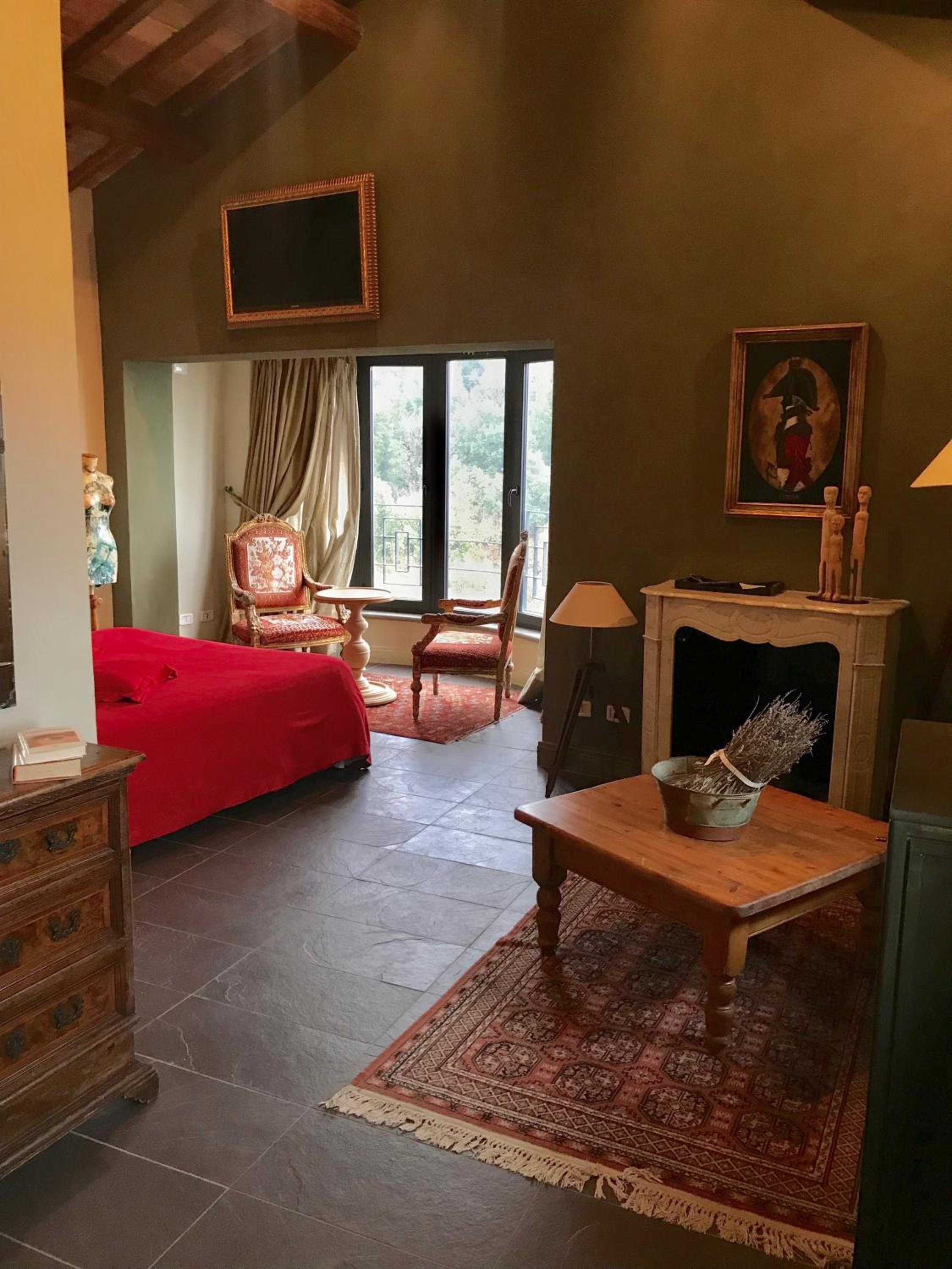Suite photo 1