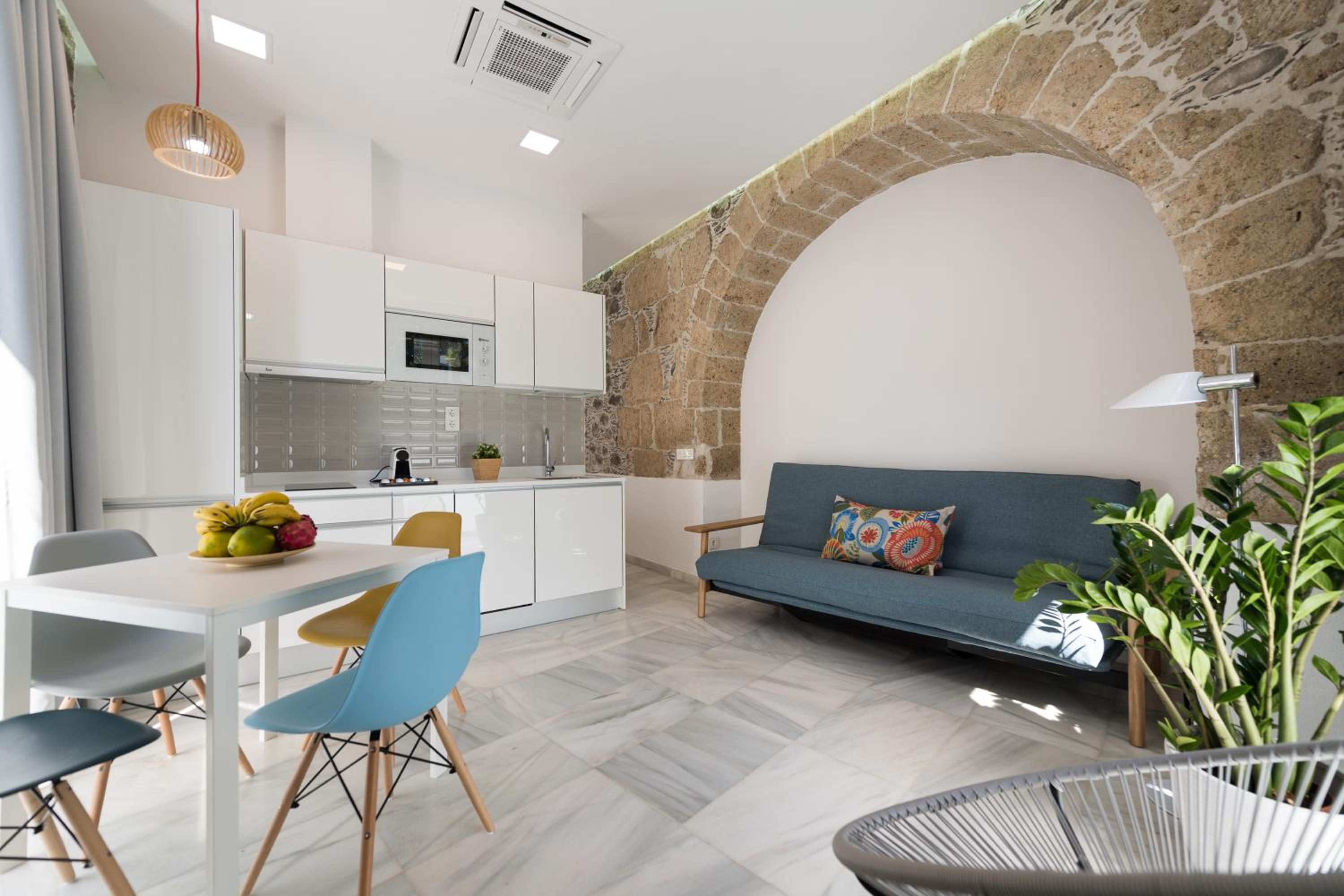 Apartment - Ground Floor photo 3
