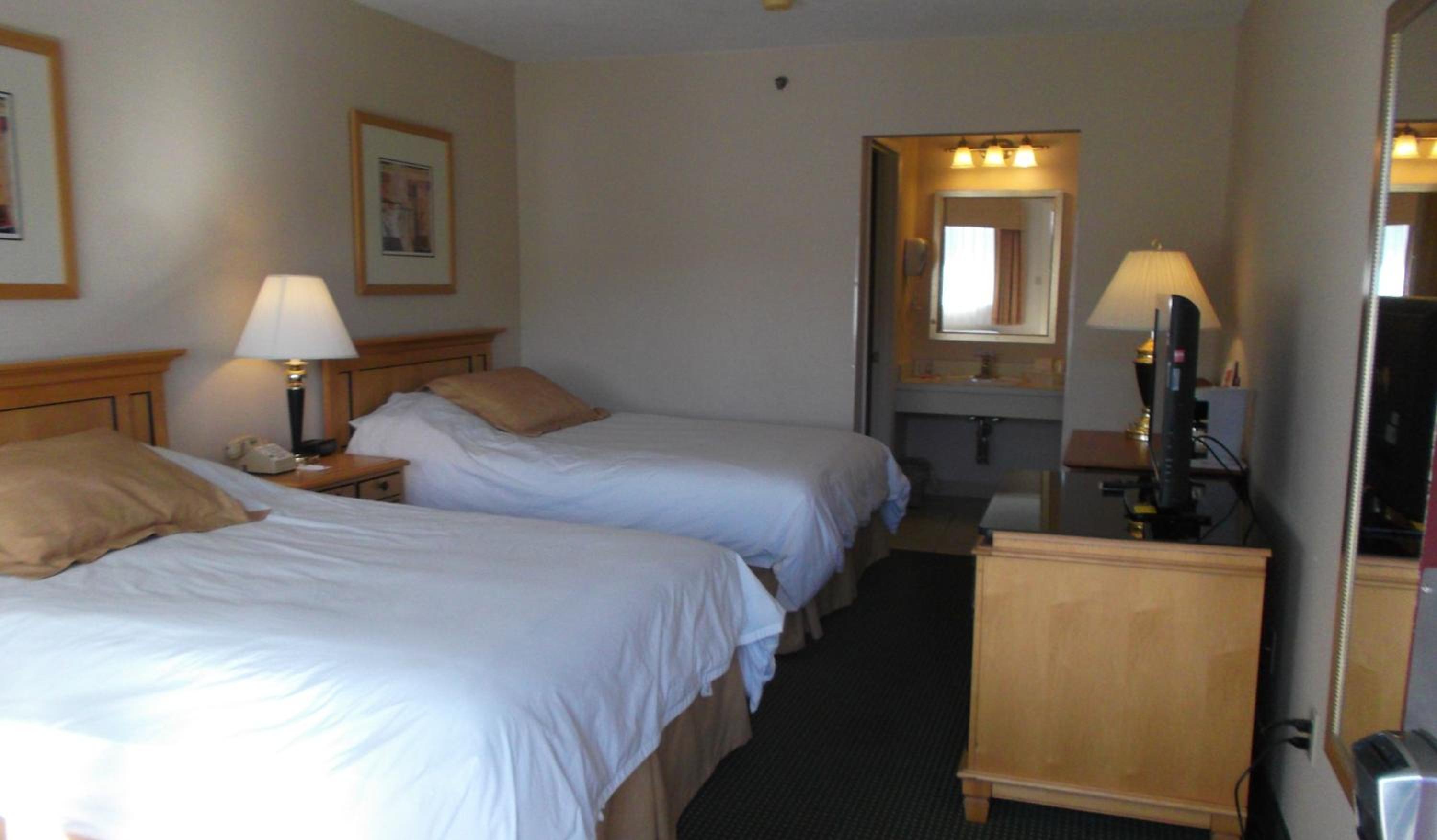 Double Room with Two Double Beds - Photo 7