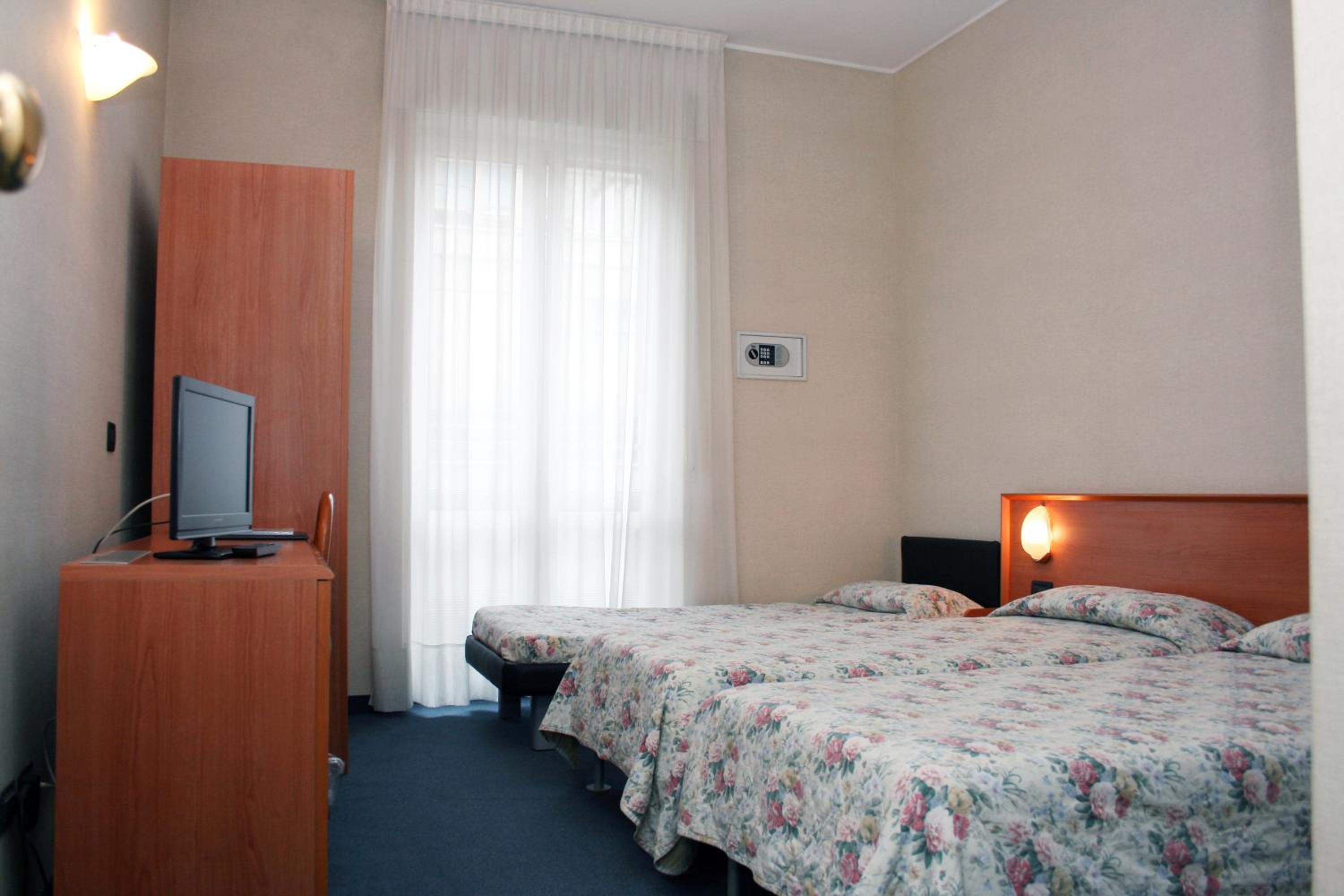 Triple Room - Photo 3