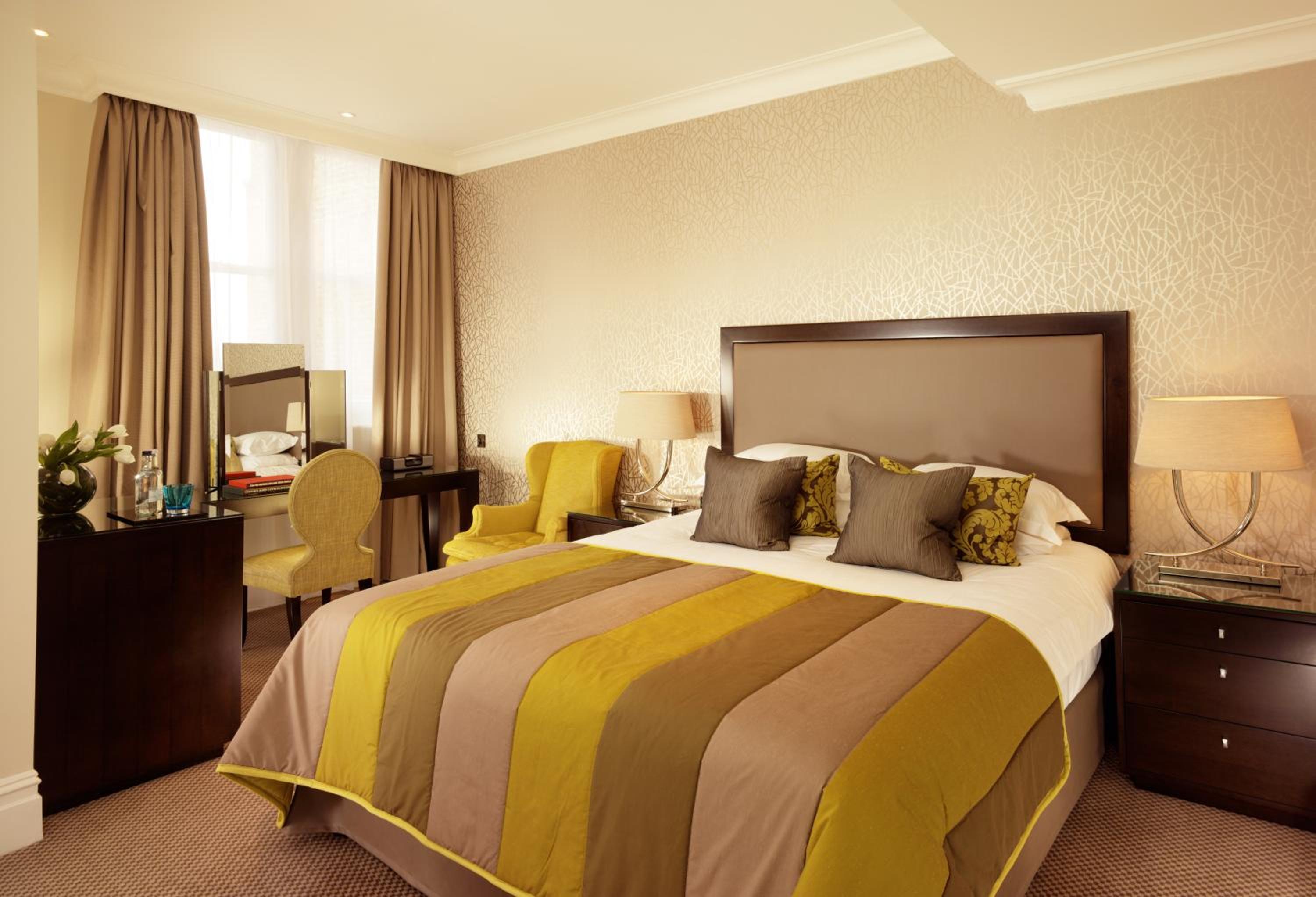 Falconers One-Bedroom Suite