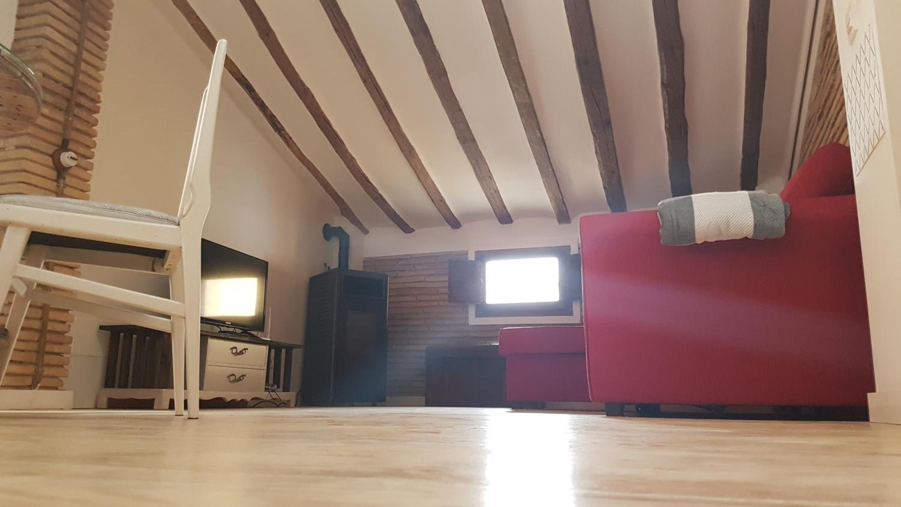 One-Bedroom Apartment - Photo 9
