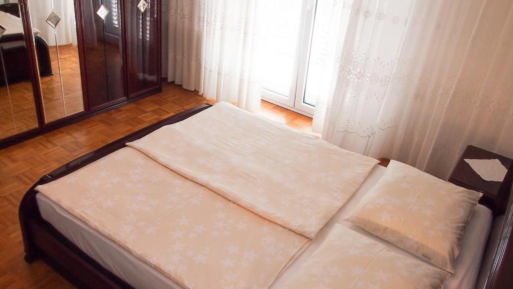 Appartamento con 2 Camere da Letto