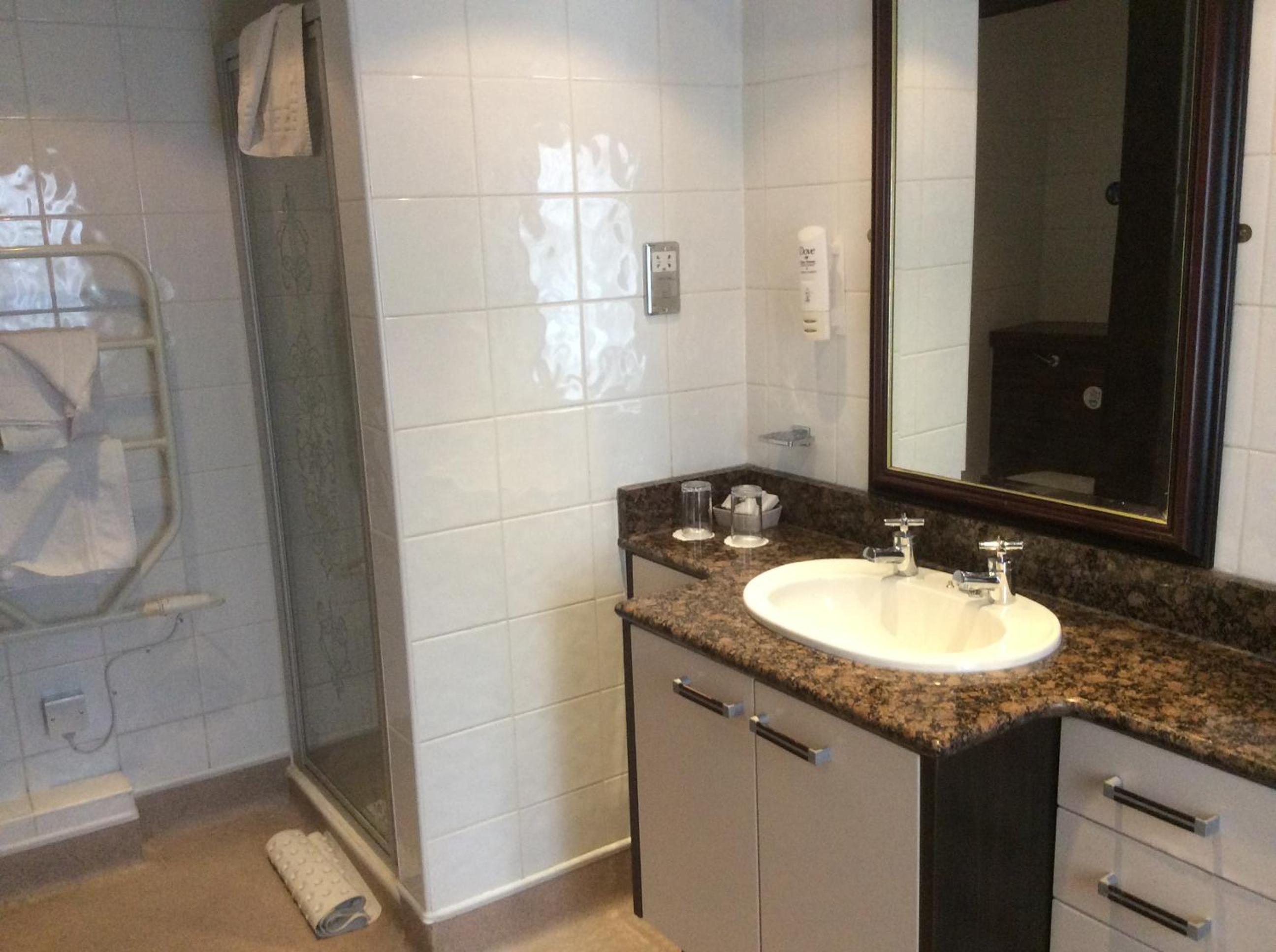 Standard Double Room - Photo 2