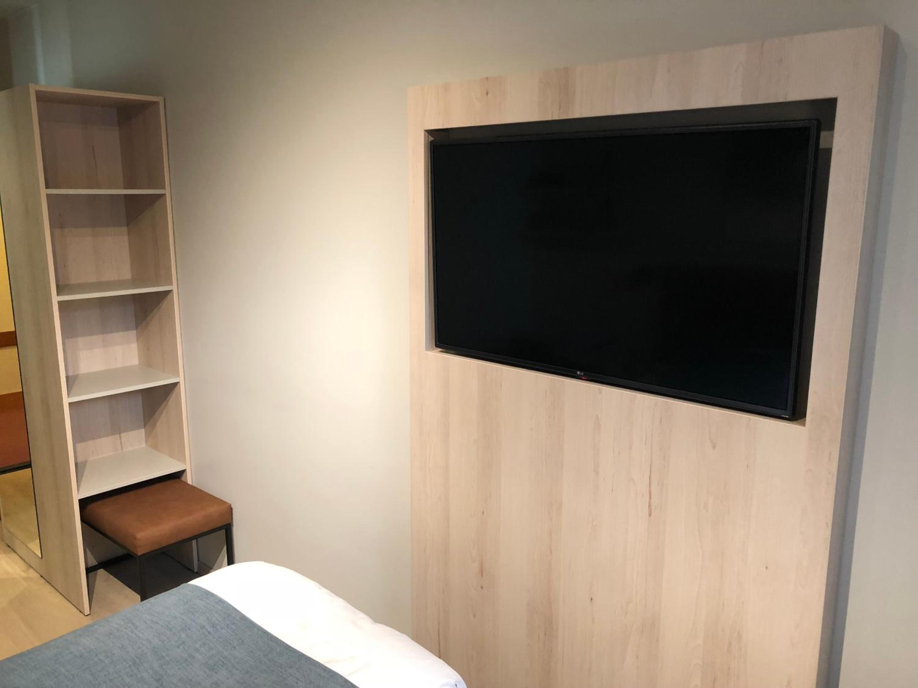 Standard Twin Room - Photo 19