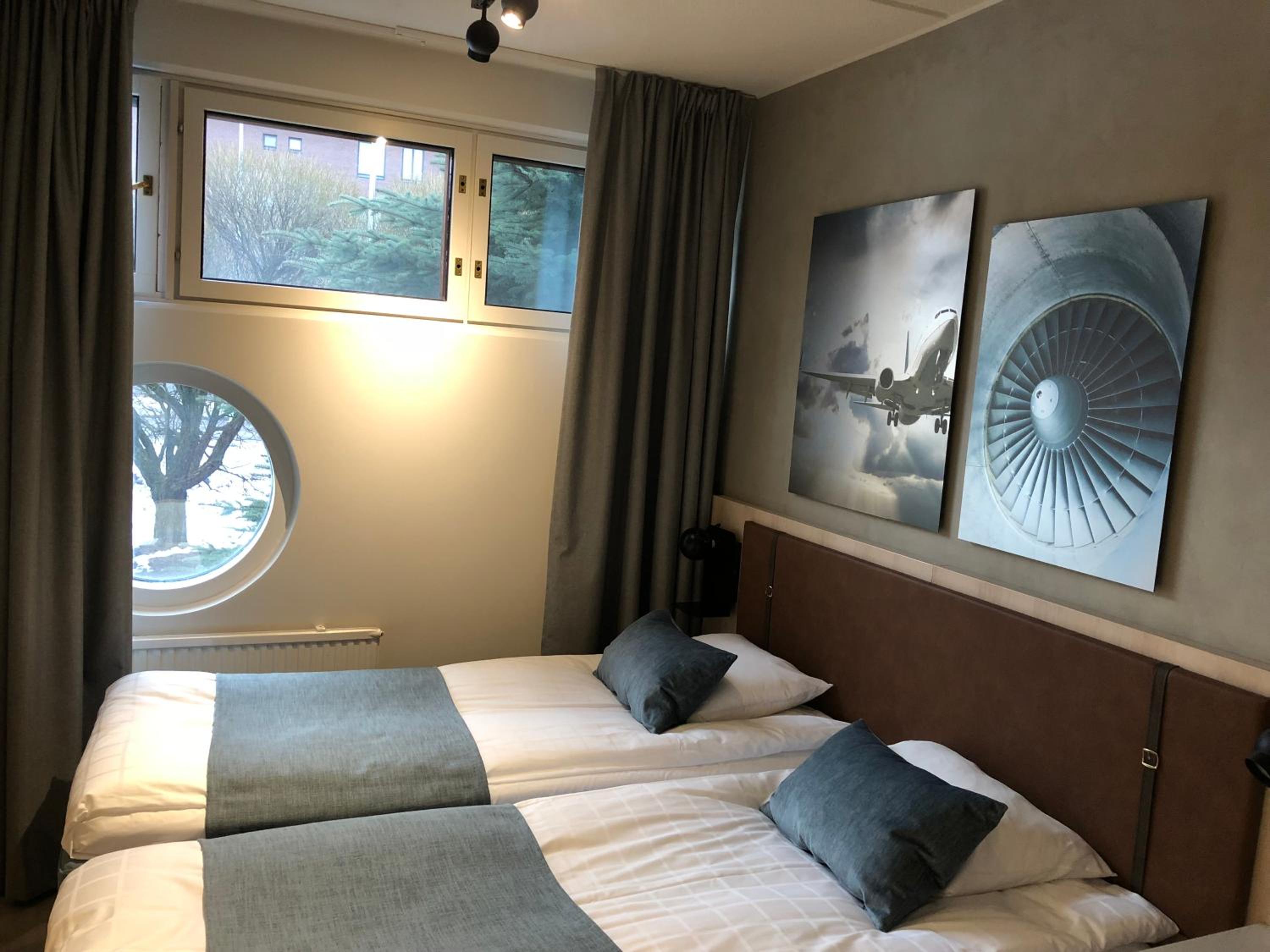 Standard Twin Room - Photo 1