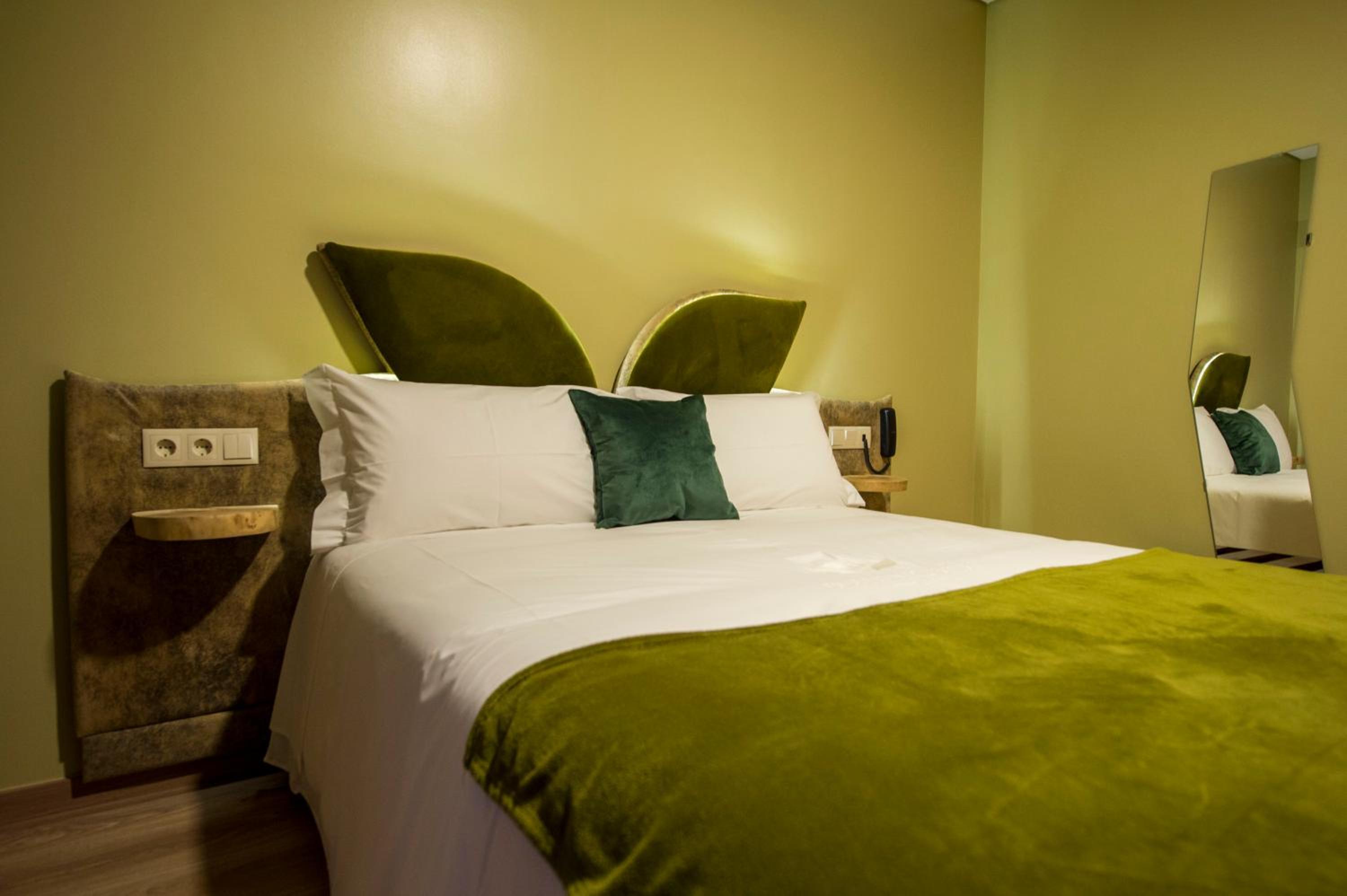 Double Room Interior View - Photo 1
