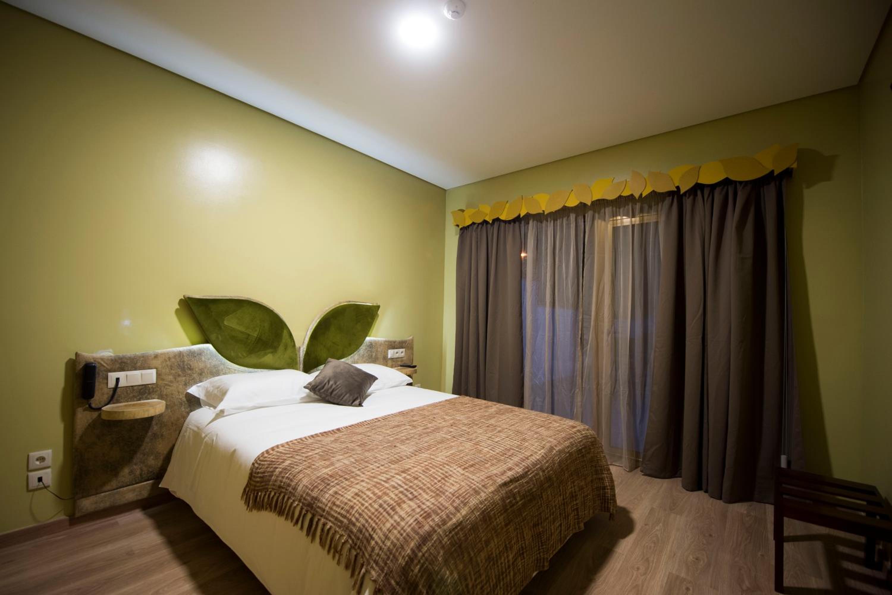 Double Room - Disability Access - Photo 1