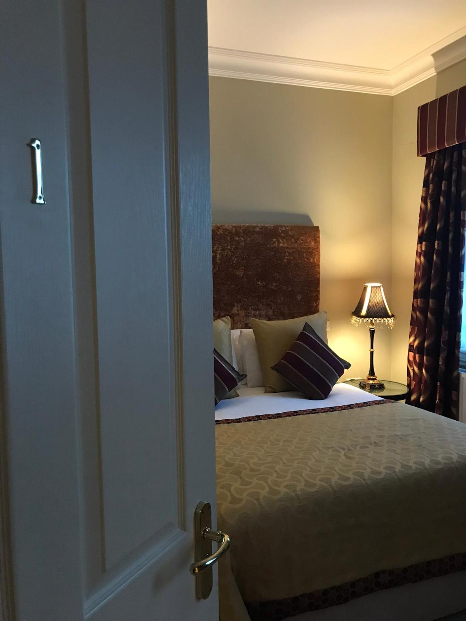 Standard Double Room - Photo 1