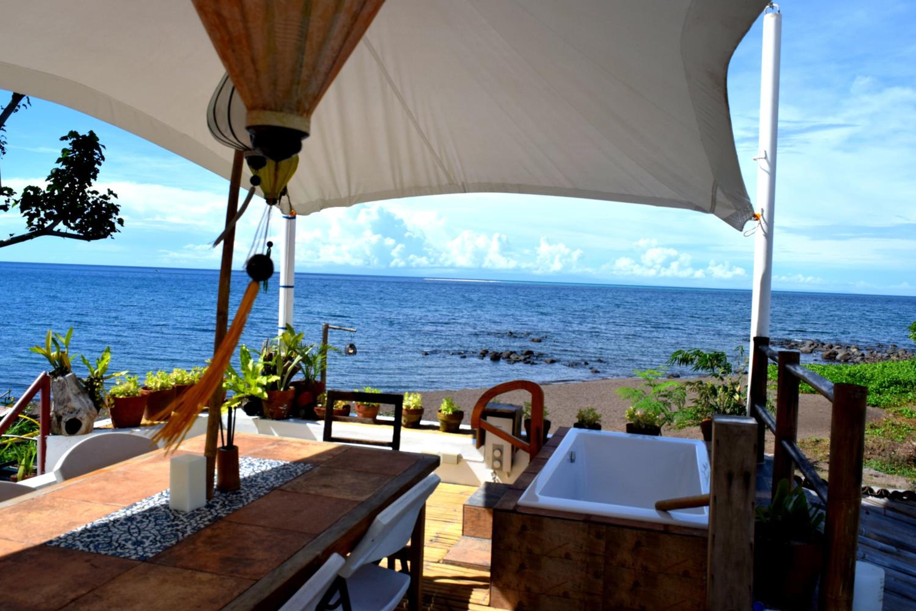 Villa - Beach Front - Photo 30