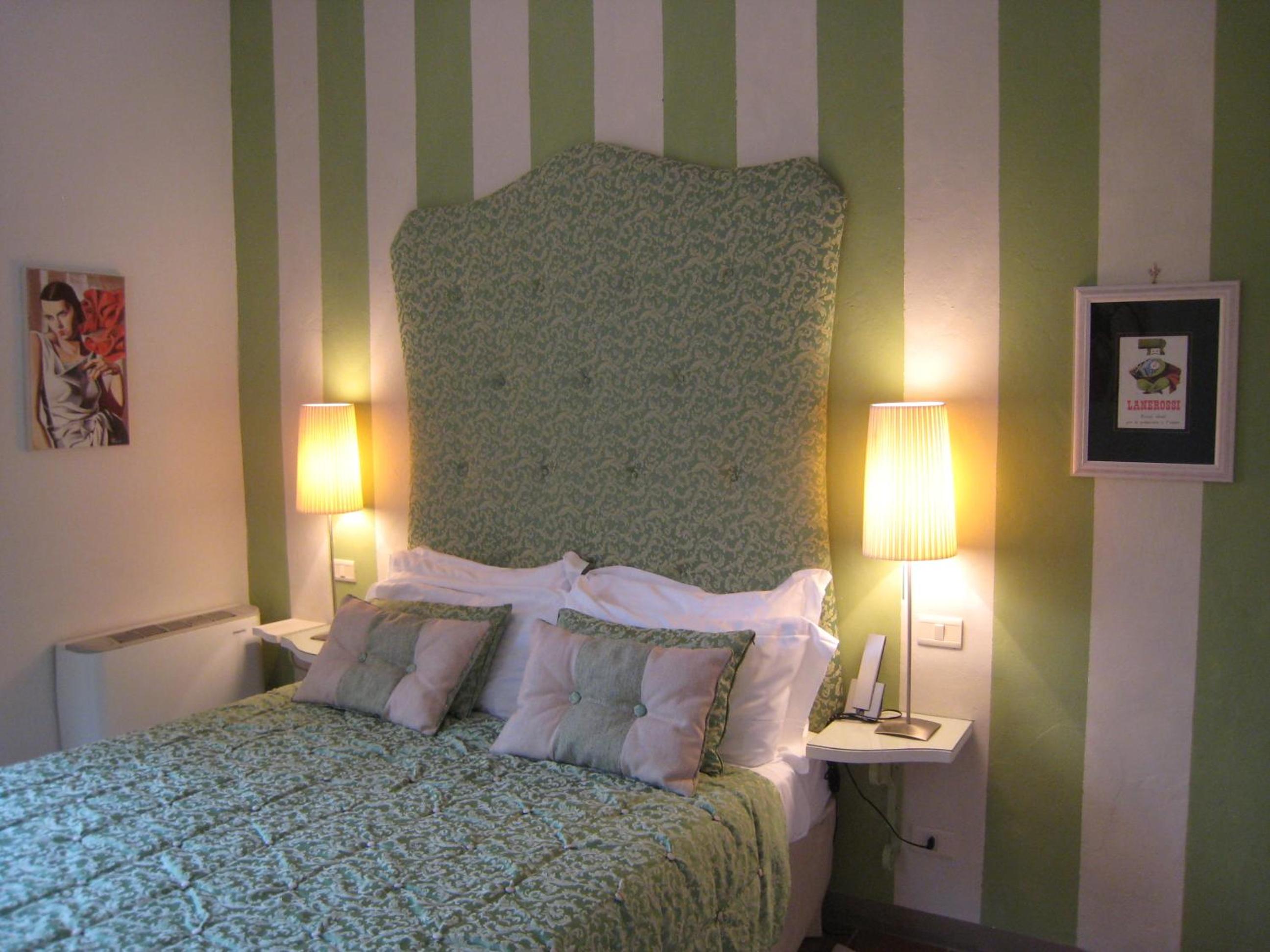 Double or Twin Room photo 2