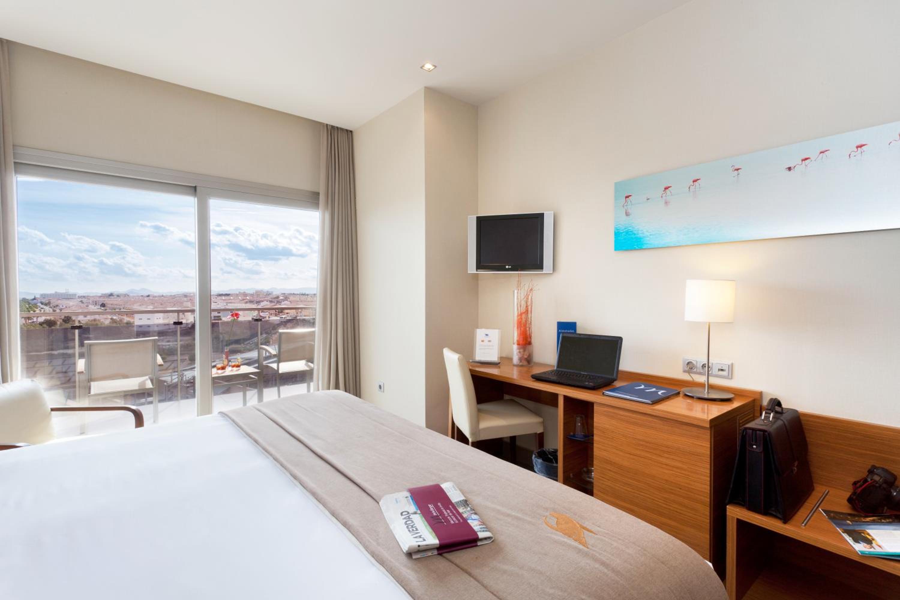 Superior Twin Room - Photo 4