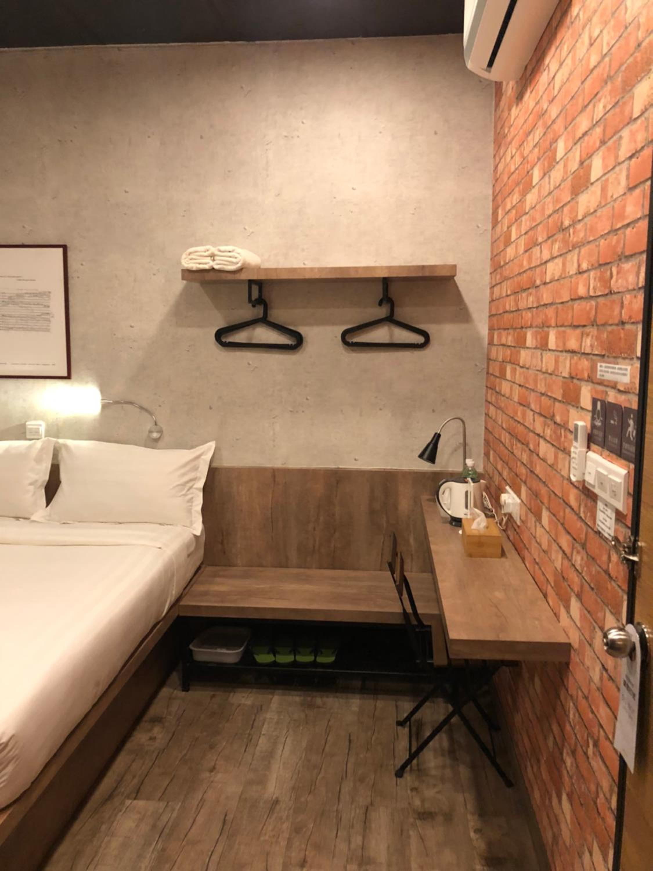 Standard Room without Window photo 3