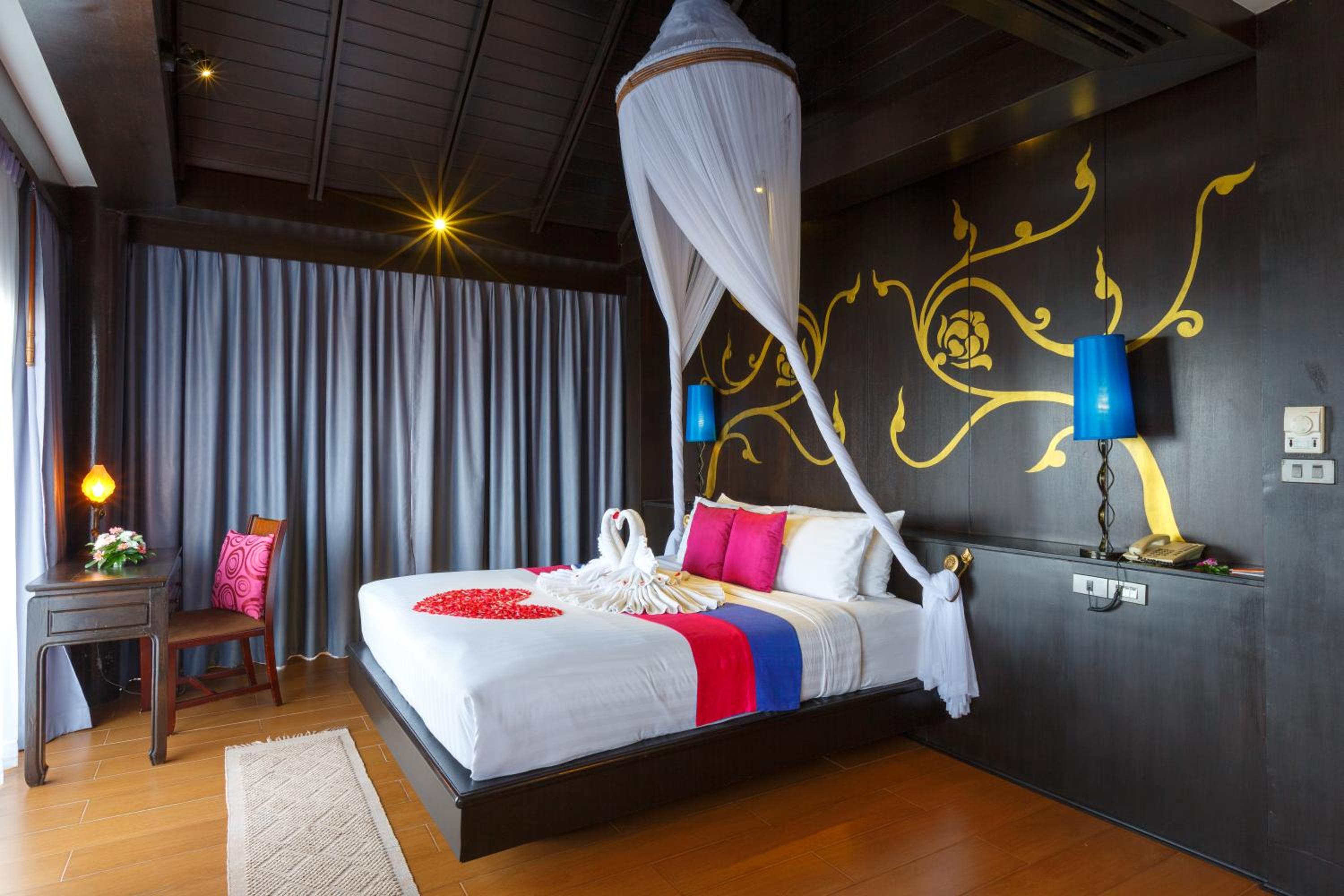 Tropical Thai Villa with Sea View - Photo 2