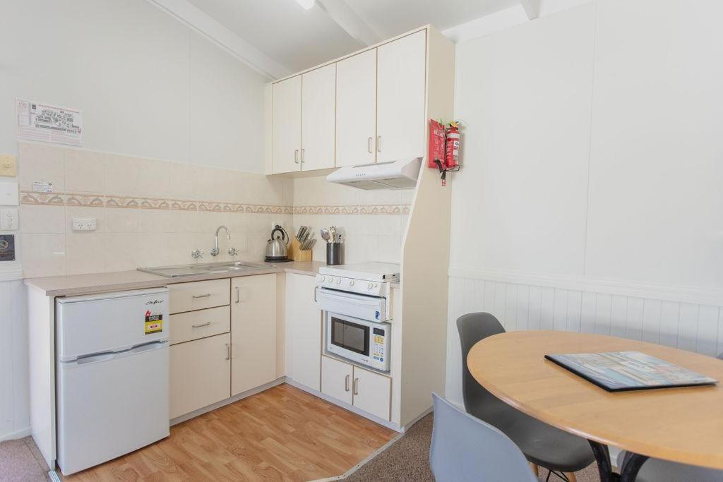One-Bedroom Bungalow