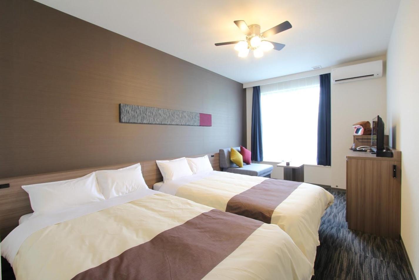 Standard Twin Room - Photo 1