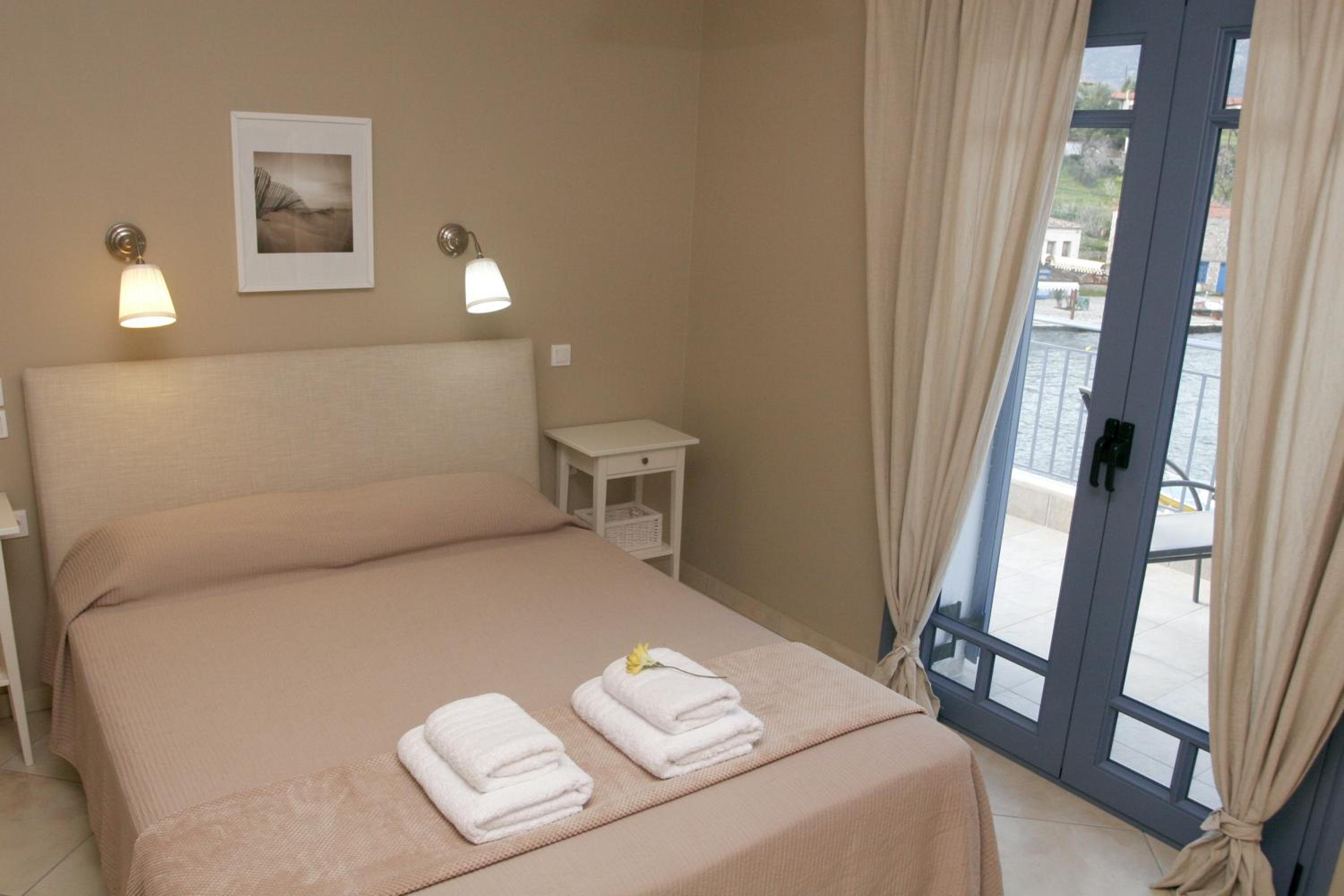 Suite with Terrace photo 2