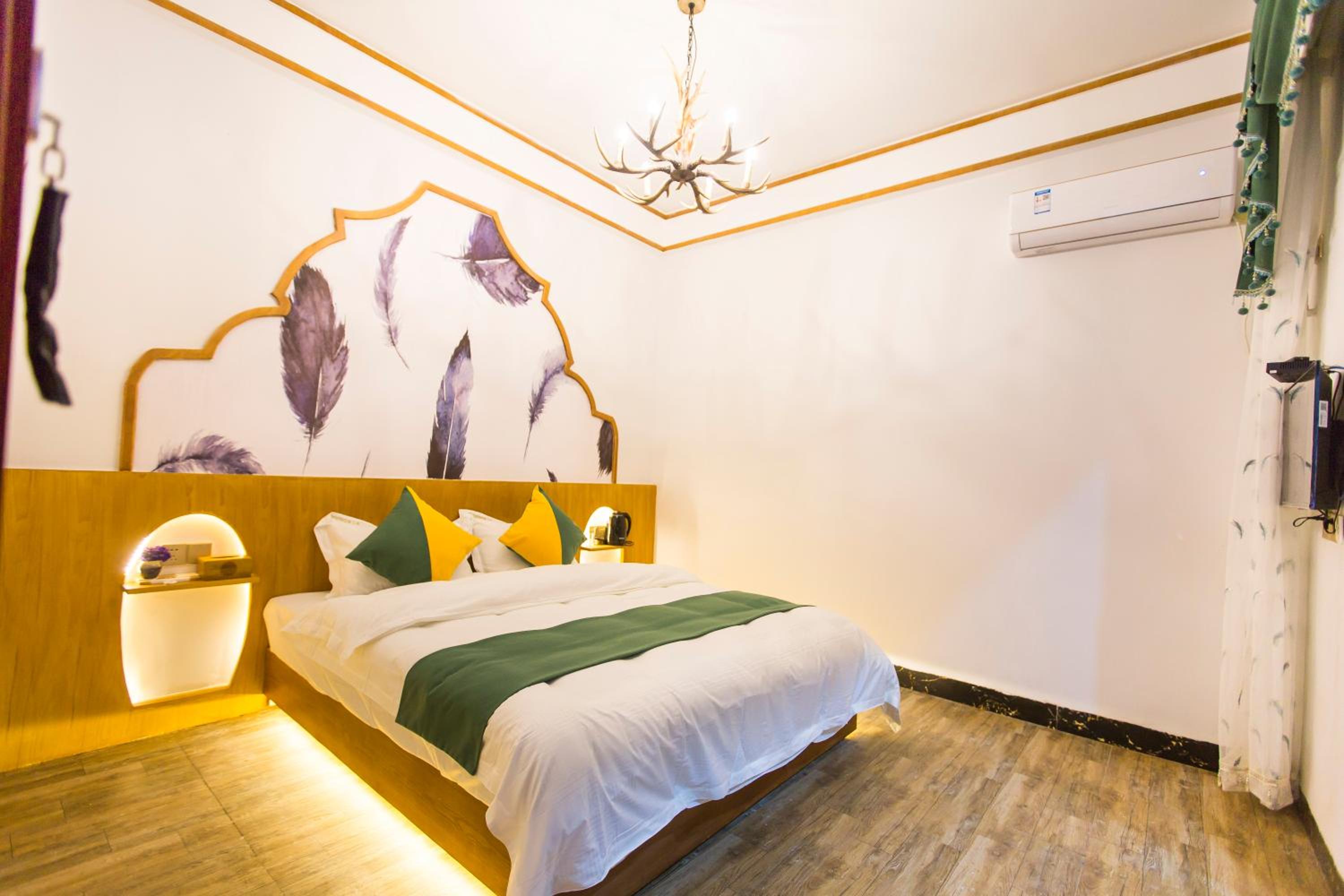 Superior Queen Room