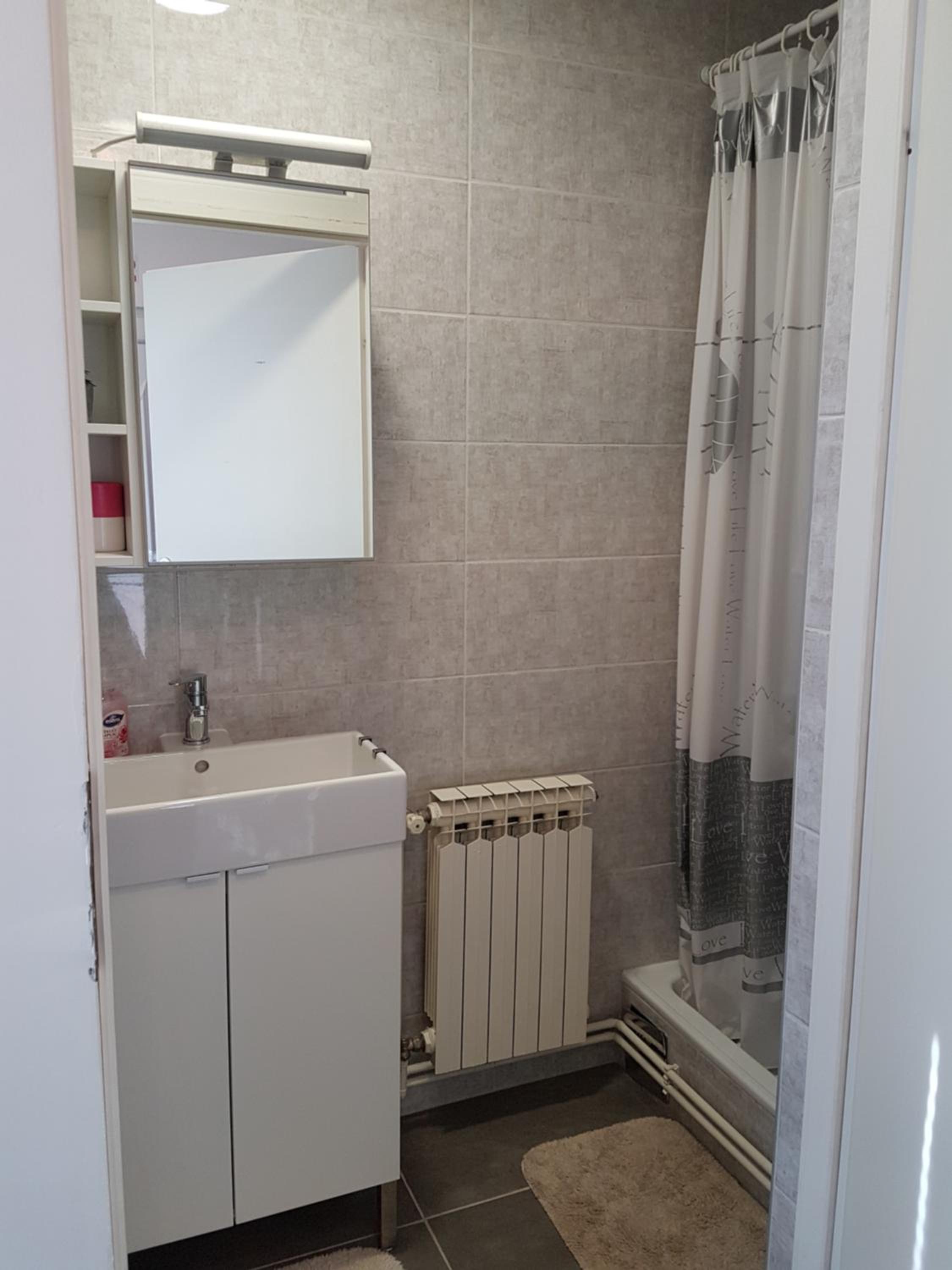 Studio Apartment - Photo 6