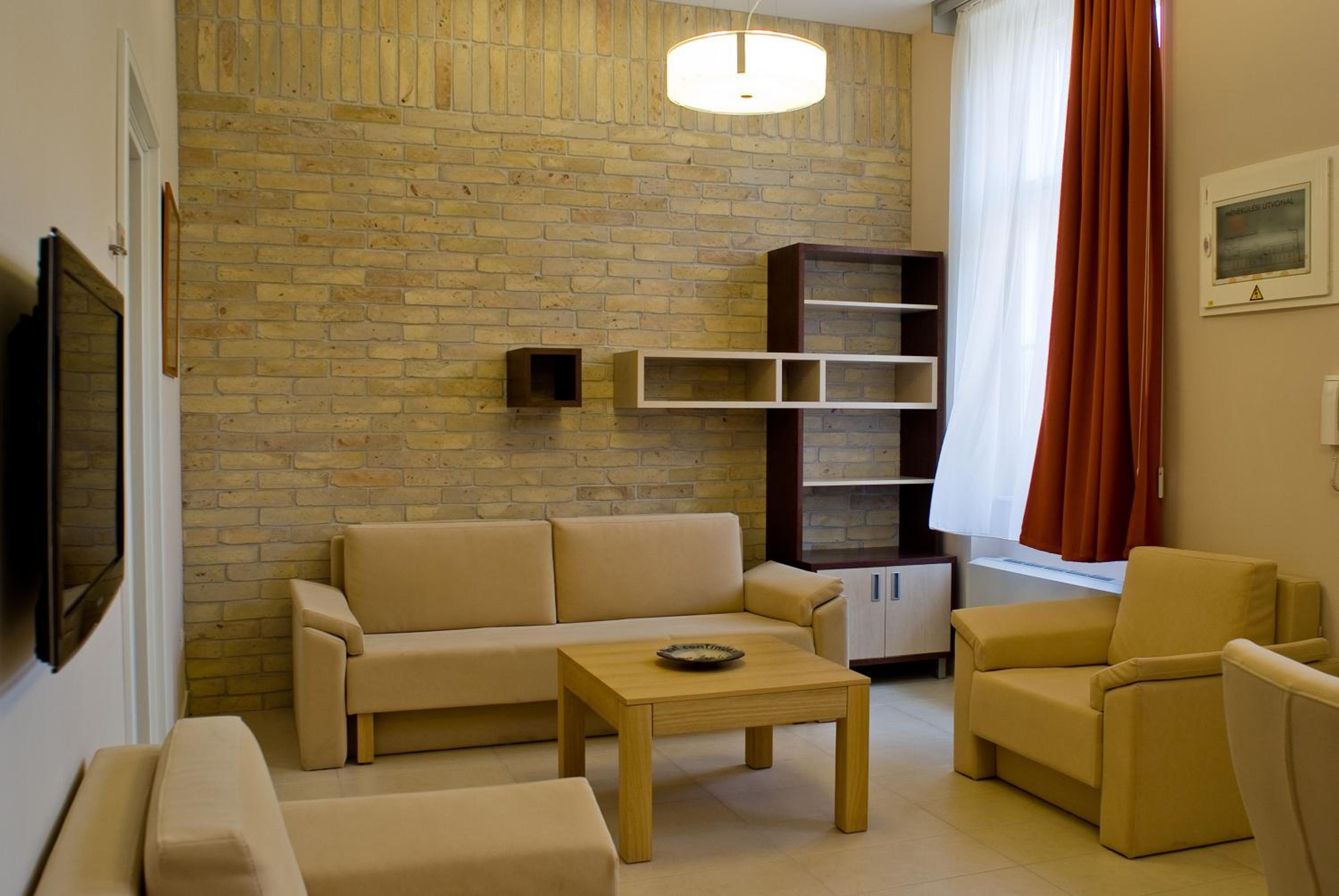 Standard Quadruple Room - Photo 8