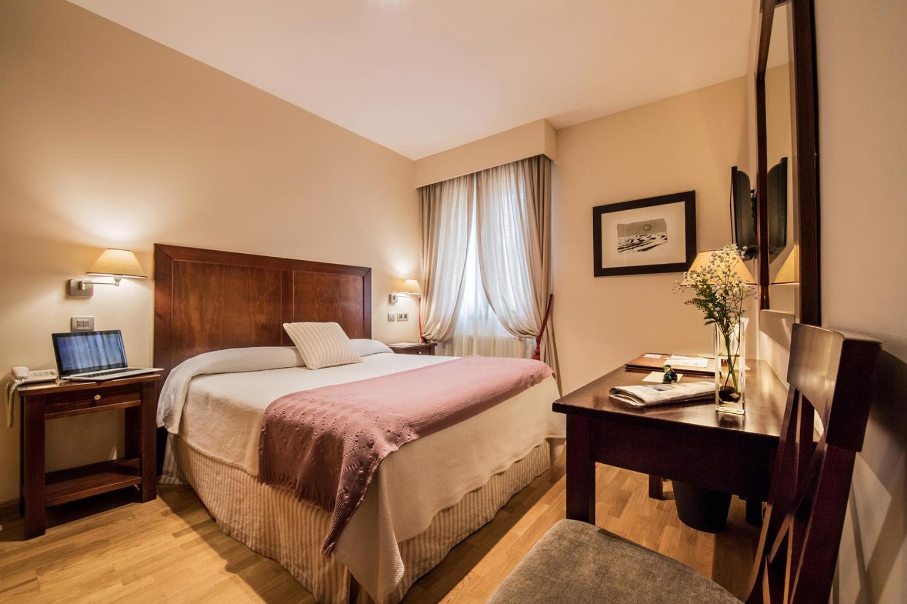 Habitación Doble o con Dos Camas