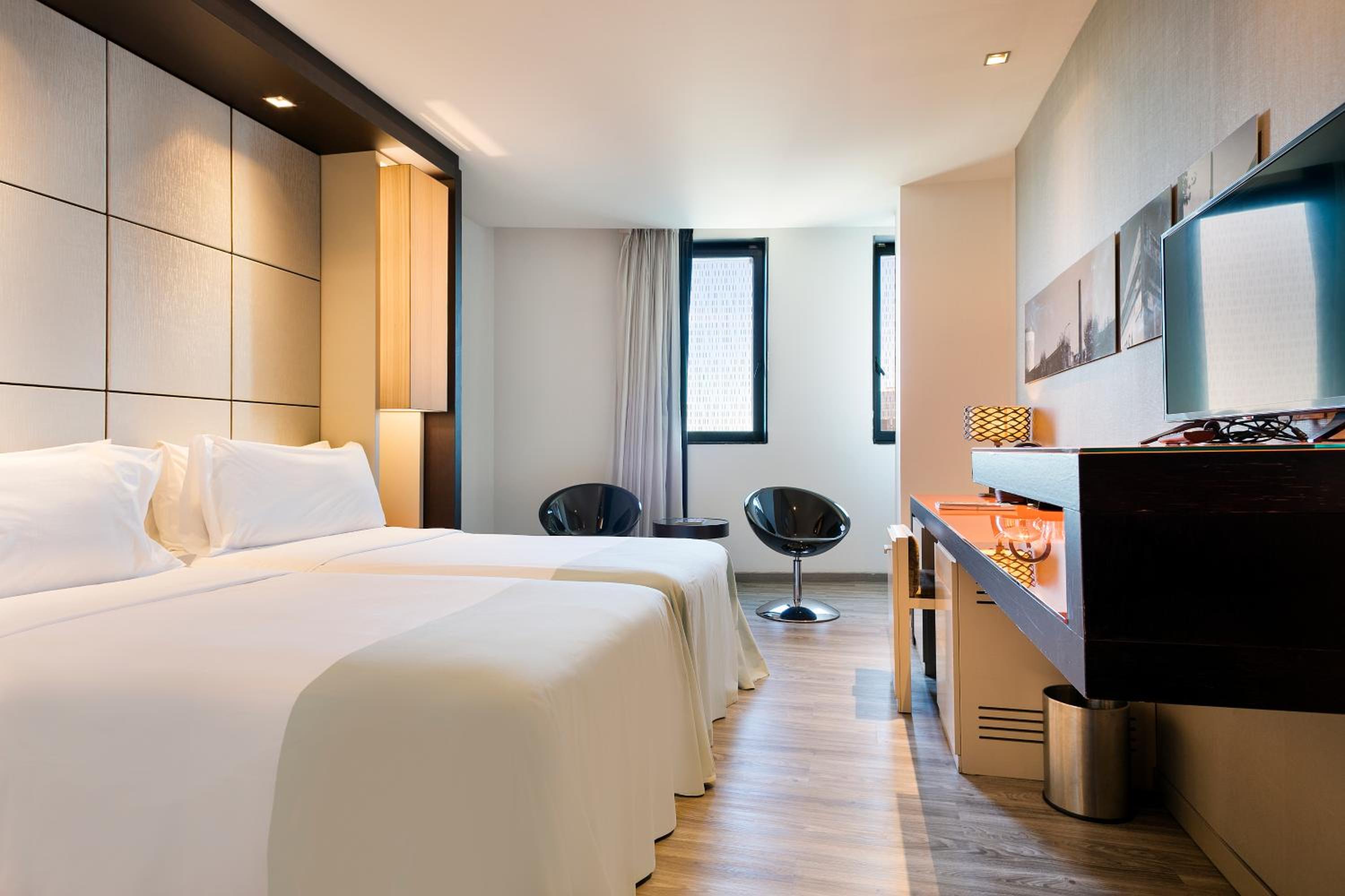 Premium Room thumbnail 5