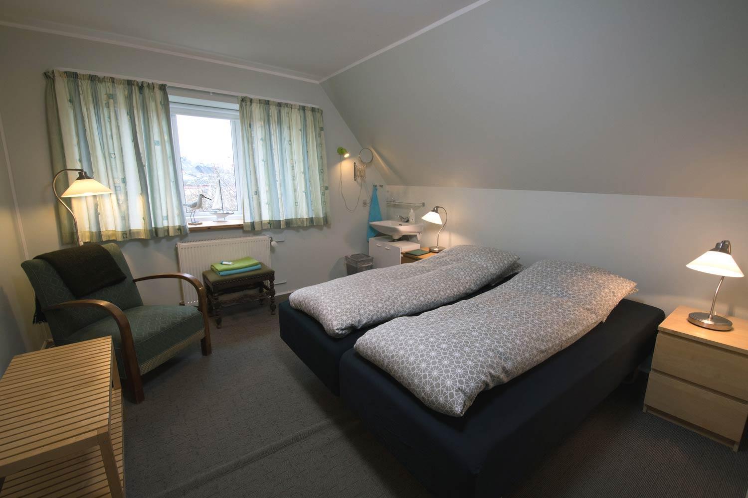 Double or Twin Room with Shared Bathroom photo 3