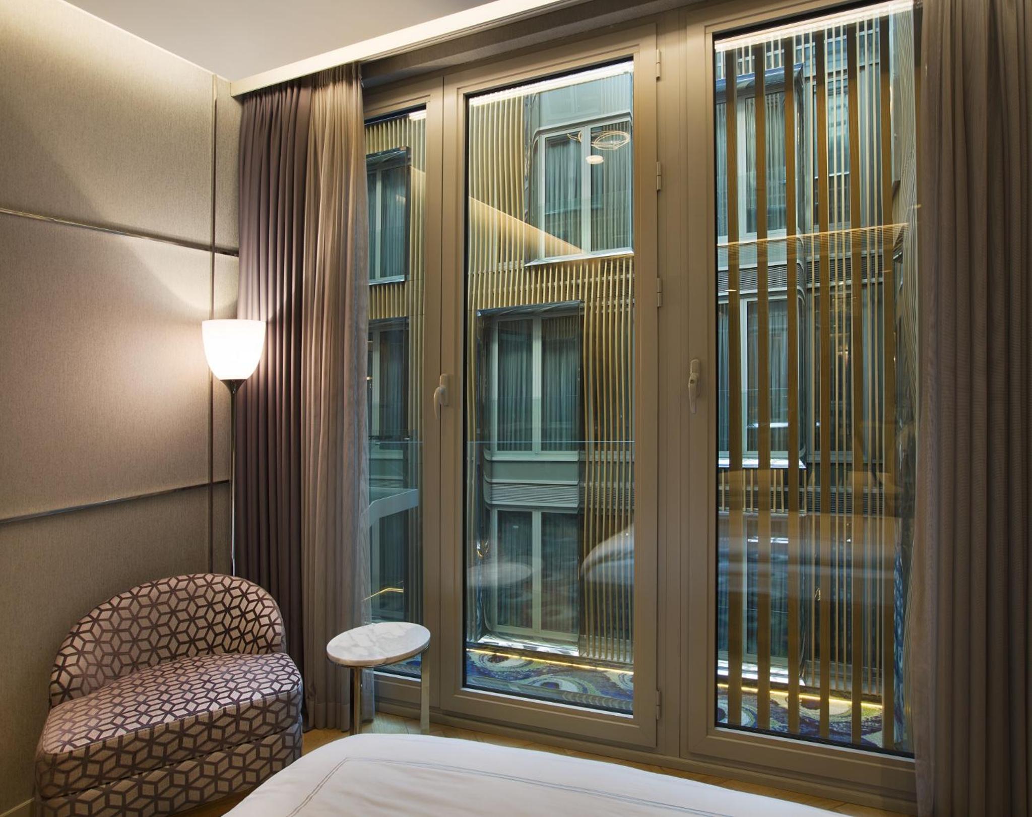 Available room