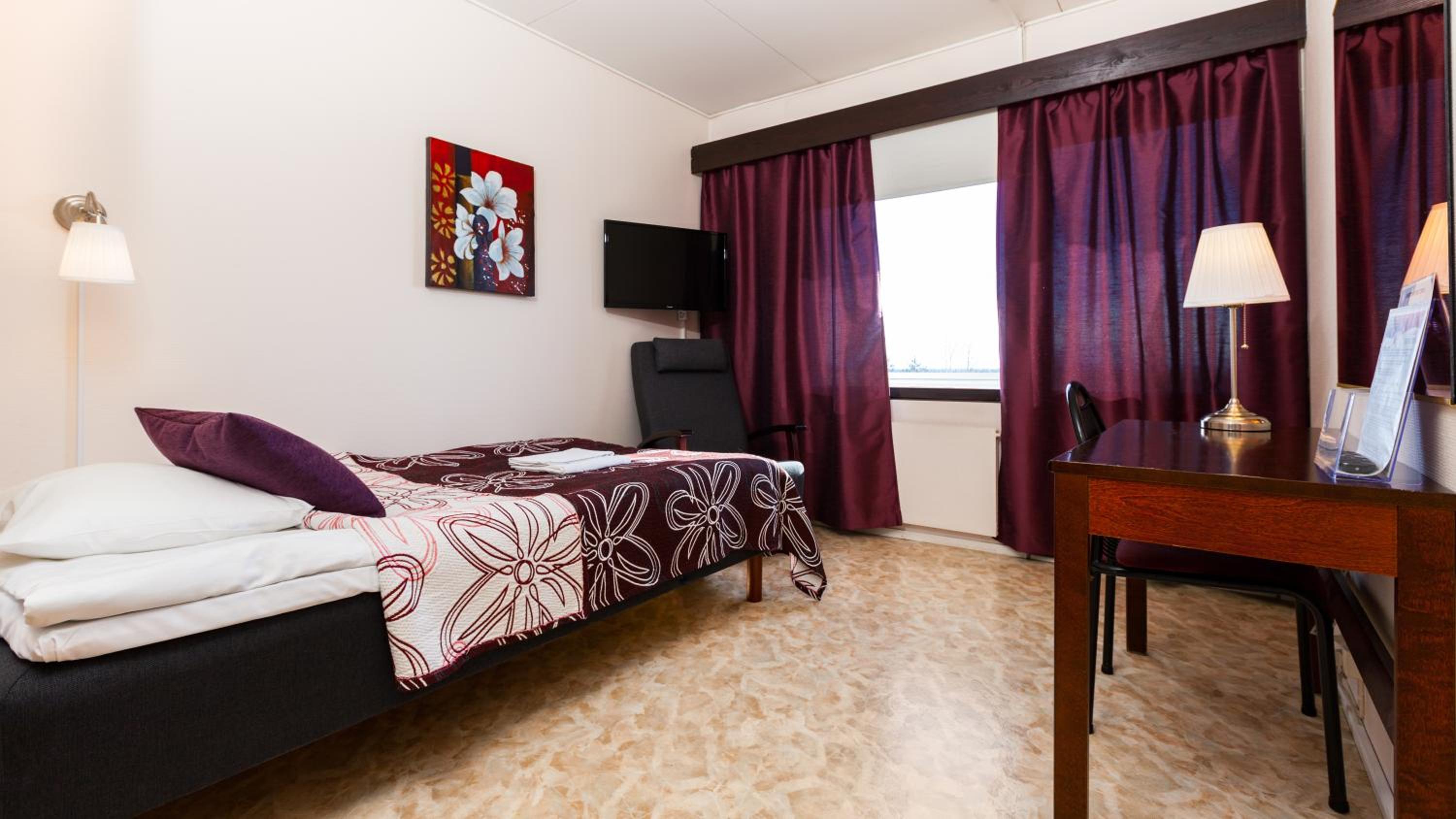 Single Room with Balcony photo 1