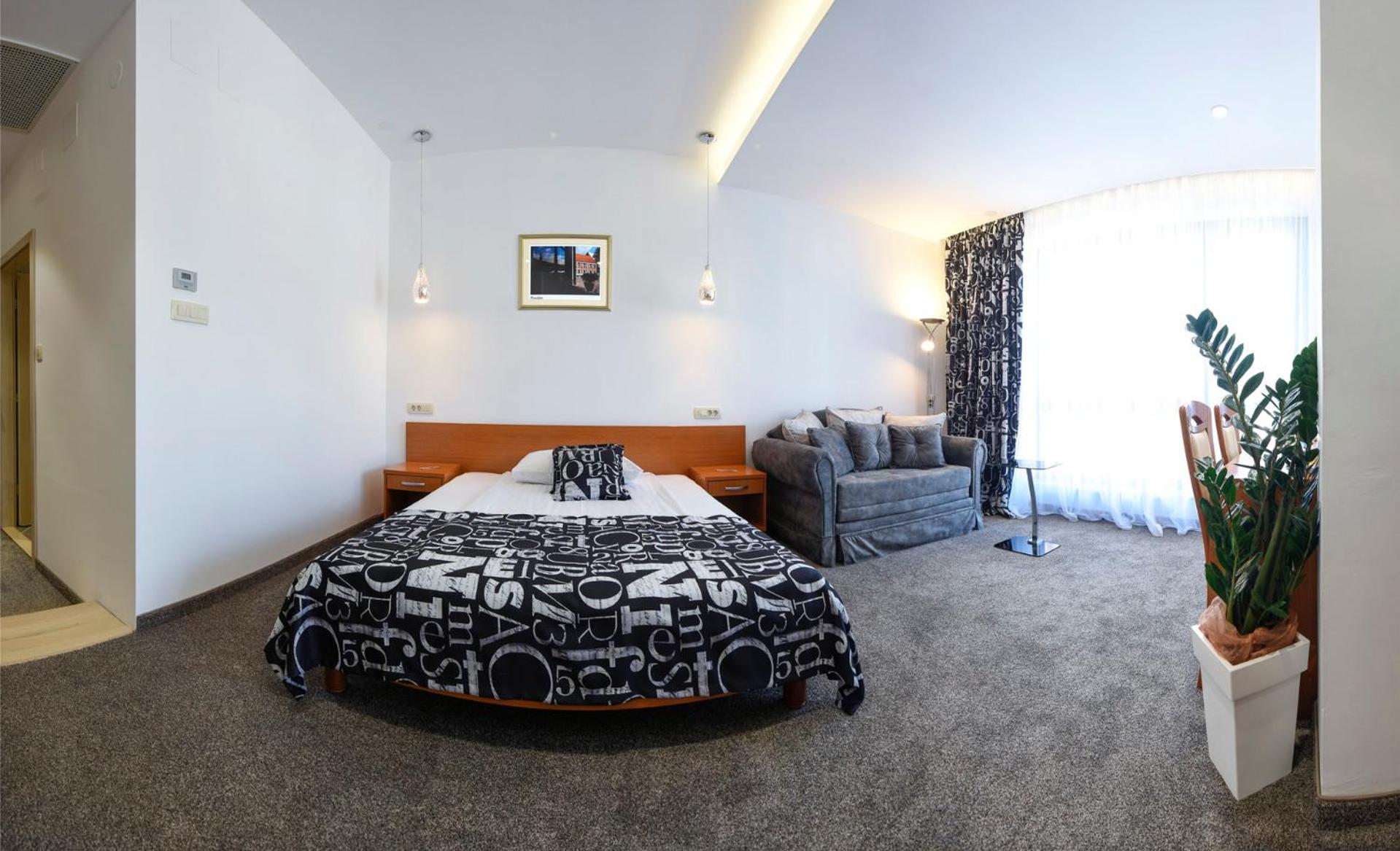 Standard Double Room - Photo 1